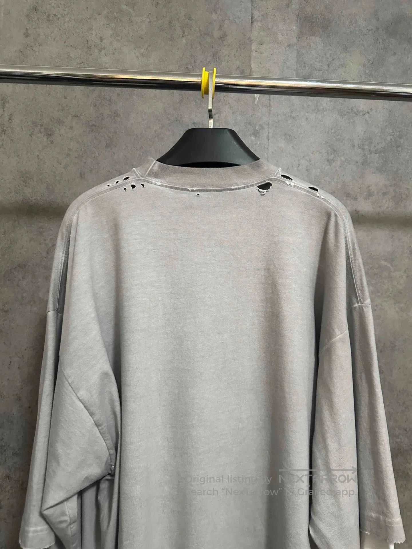 Balenciaga Balenciaga Gray Band Print Layered Longsleeve. Size US XXL / EU 58 / 5 - 6 Thumbnail