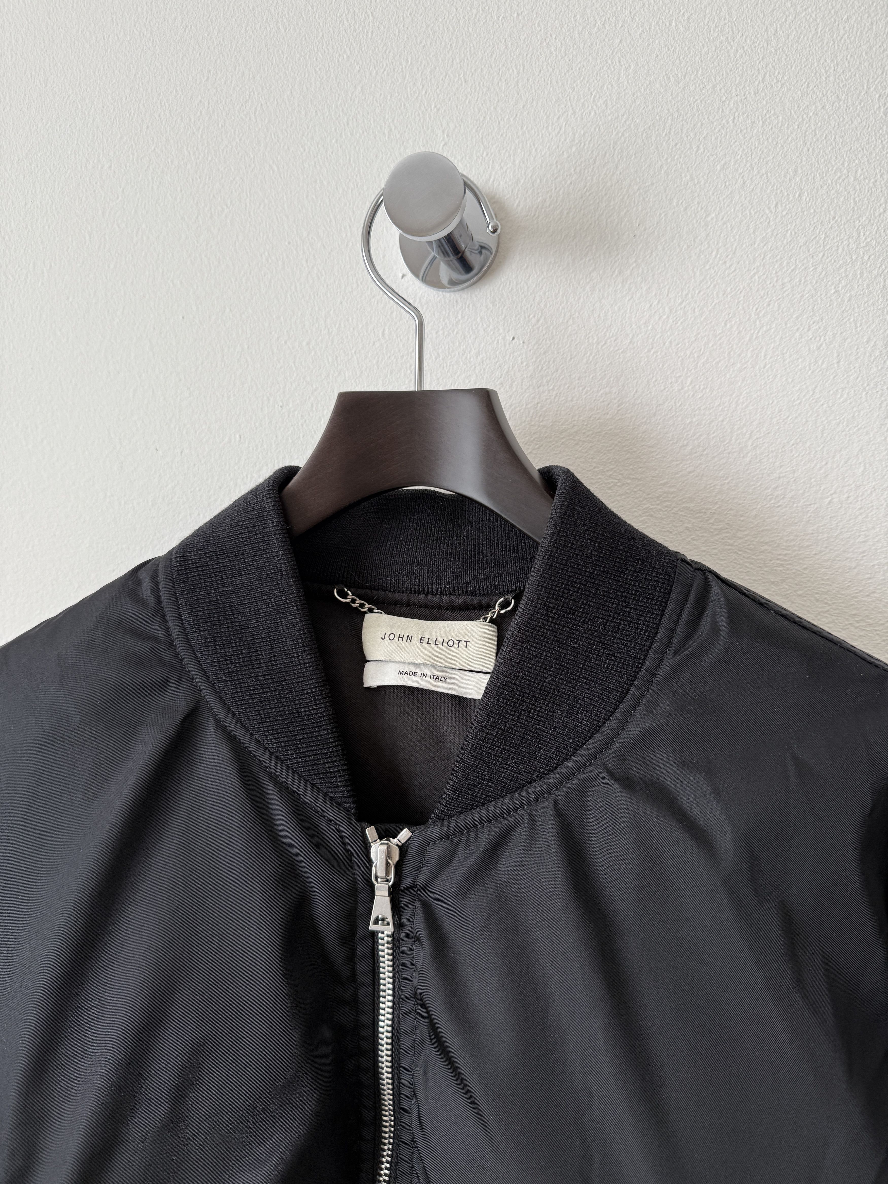 John Elliott Andes Down Bomber Size US XXL / EU 58 / 5 - 6 Thumbnail