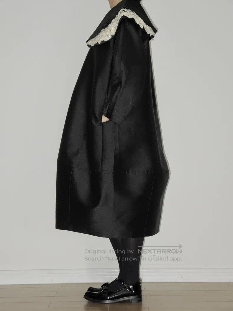 Comme Des Garcons Retro lace decorative lapel full-length