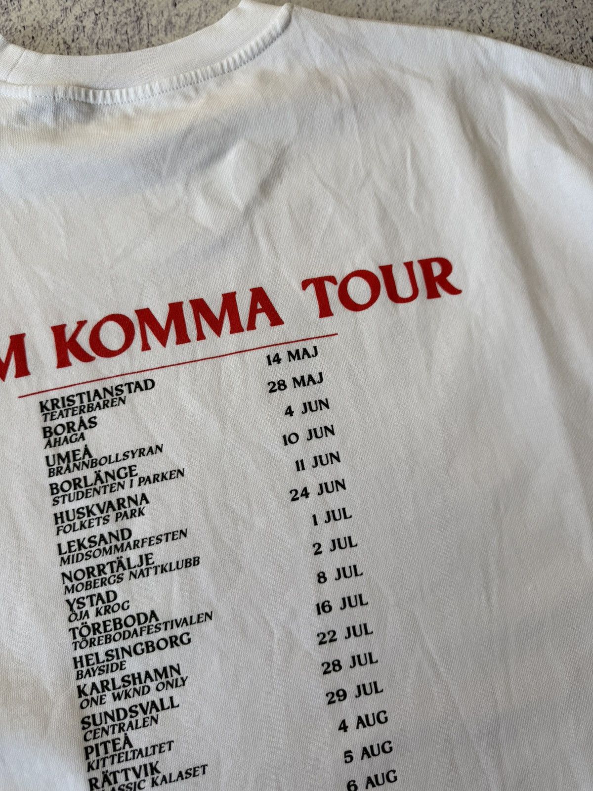 Band Tees Bolaget Records “Fem Komma Tour” 2023 Concert T-Shirt White Size US S / EU 44-46 / 1 - 19 Thumbnail