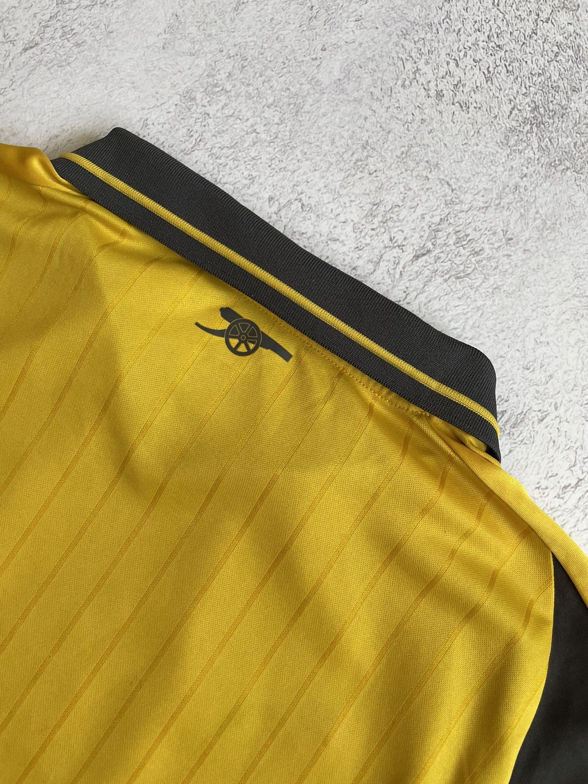 Vintage Puma Arsenal 2016/2017 Away Soccer Jersey Kit M Size US M / EU 48-50 / 2 - 11 Thumbnail