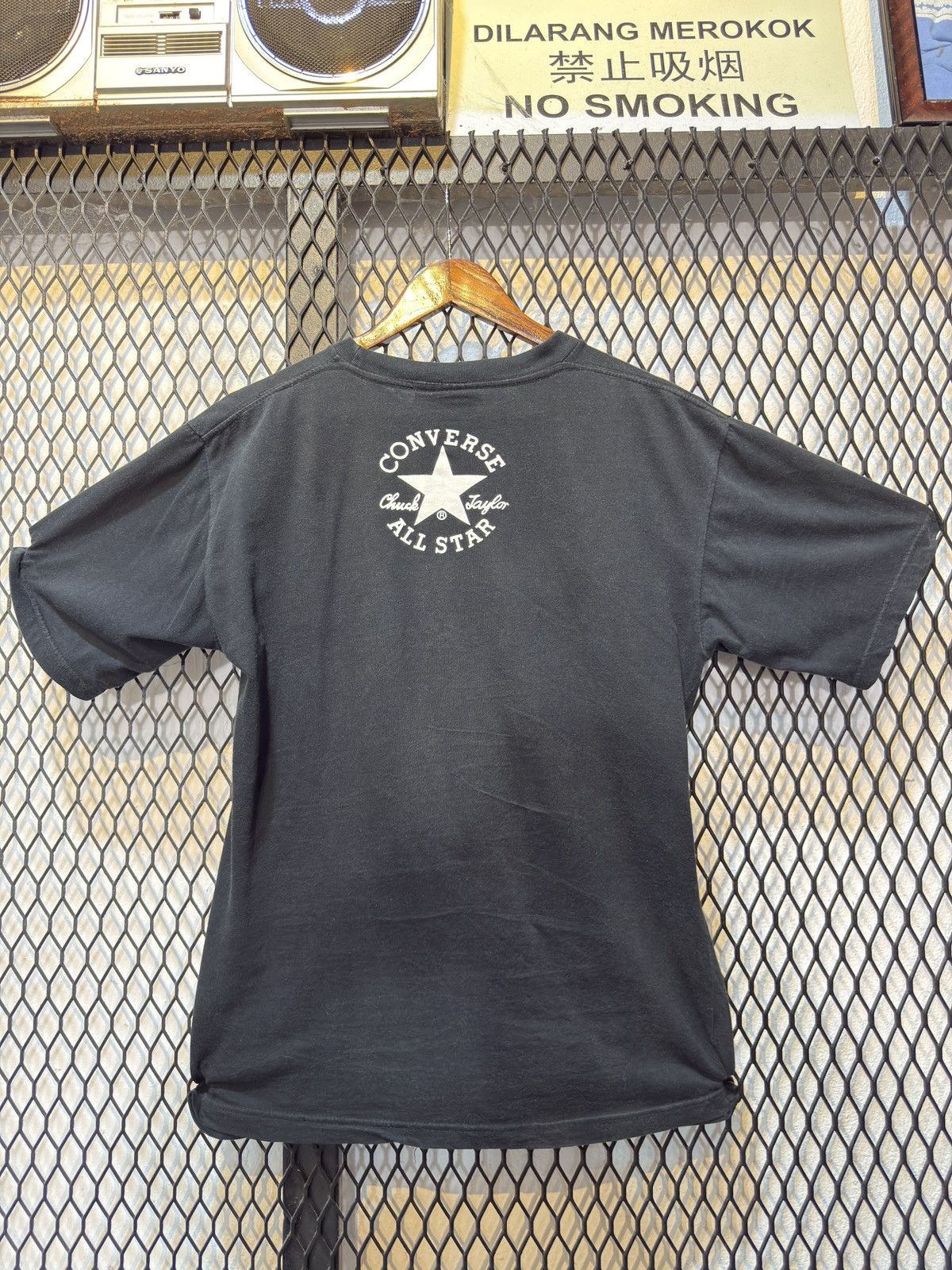 Converse 🔥RARE VINTAGE CONVERSE BIG LOGO T-SHIRT 🔥 Size US M / EU 48-50 / 2 - 2 Thumbnail