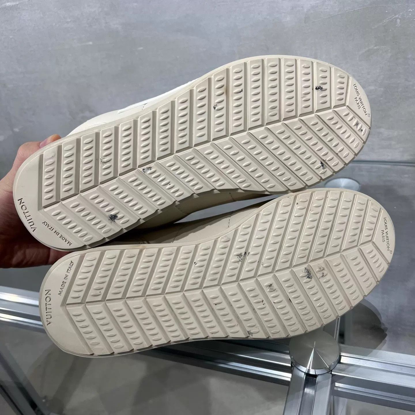 Louis Vuitton LV x Nigo buttersoft FW25 beige Waffle Racer UK6 (40) Size US 7 / EU 40 - 7 Thumbnail