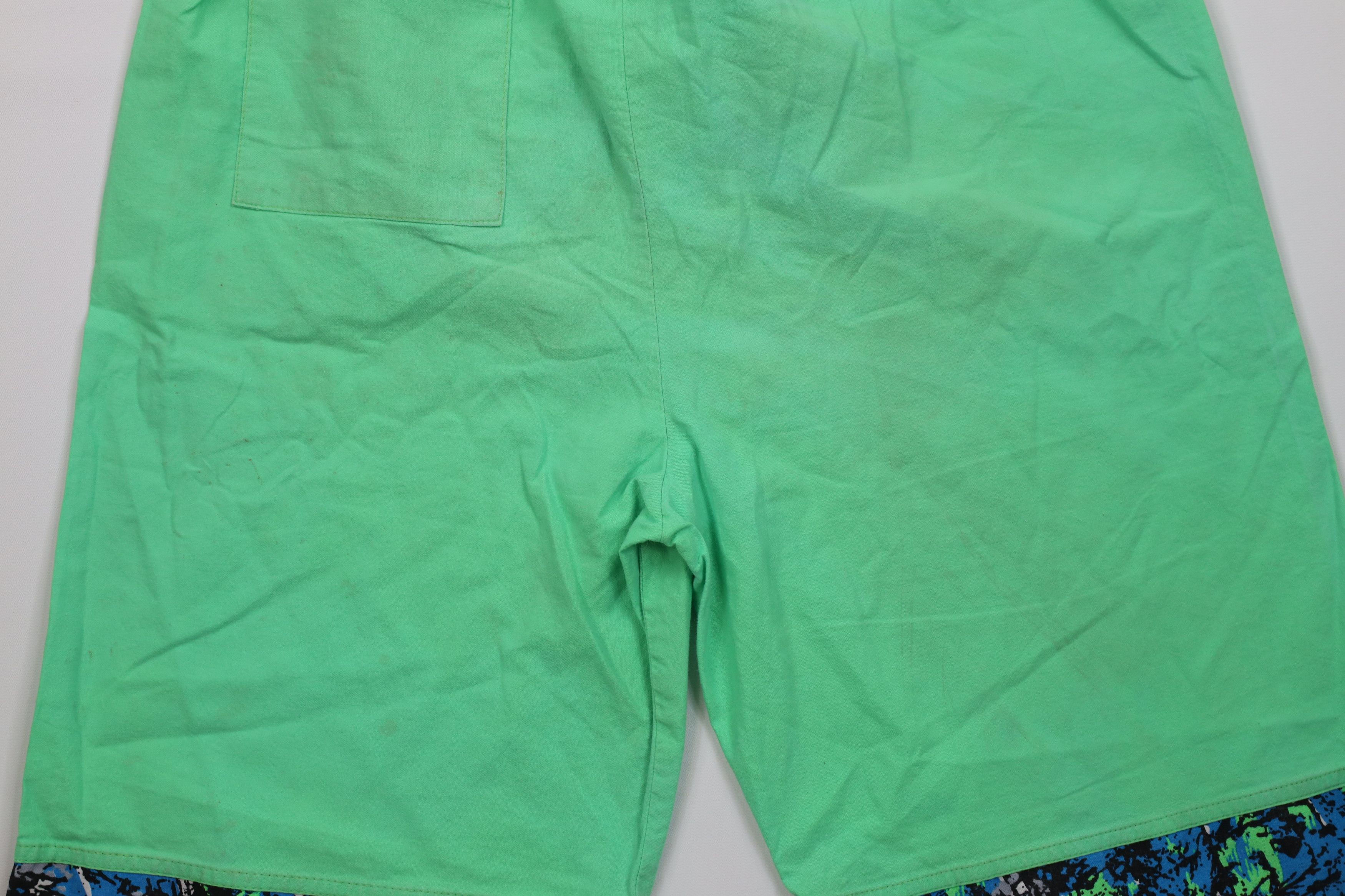 Vintage Vintage 80s 90s Streetwear Skateboard Shorts Capris USA Size US 34 / EU 50 - 10 Thumbnail