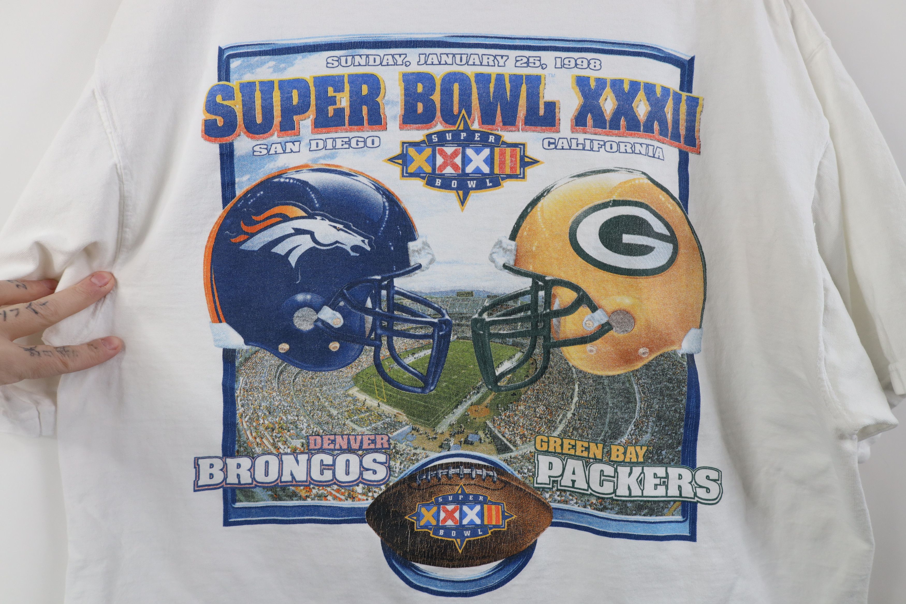 Starter Vintage 90s Starter XXXII Denver Broncos Football T-Shirt Size US L / EU 52-54 / 3 - 10 Thumbnail