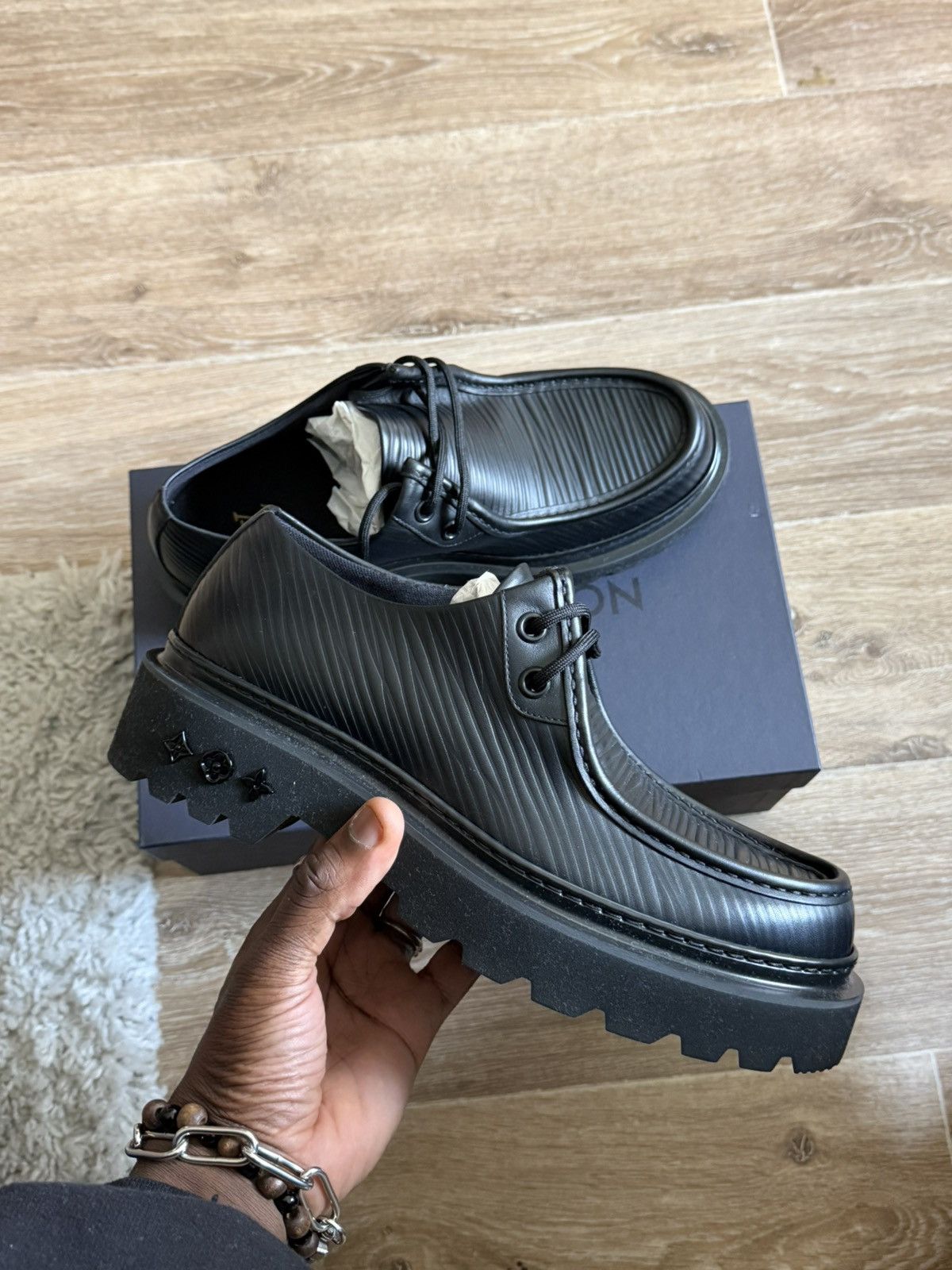 Louis Vuitton Derby LV Ranger