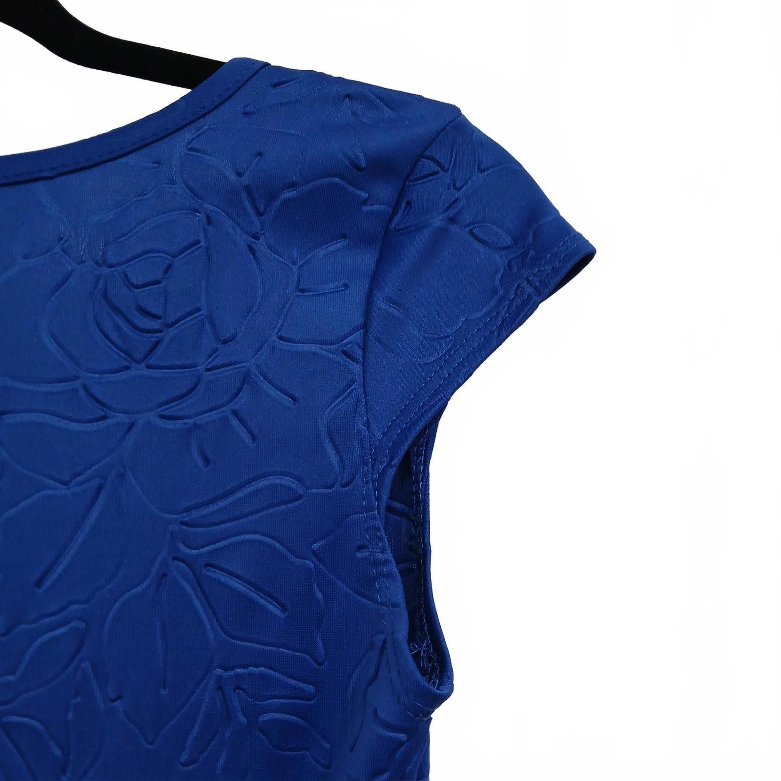 One Piece Pinc Medium Electric Blue Embossed Dress Size M / US 6-8 / IT 42-44 - 9 Thumbnail