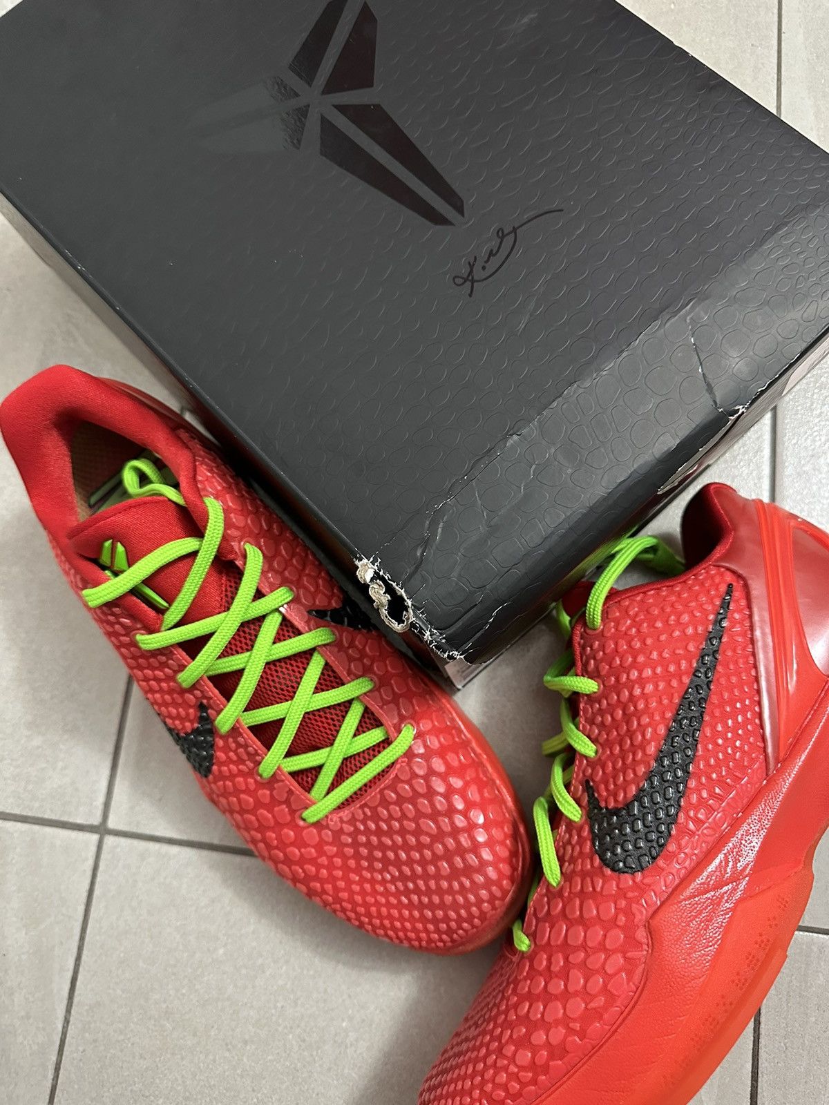 Nike Kobe 6 ‘Reverse Grinch’ Size US 9 / EU 42 - 6 Thumbnail