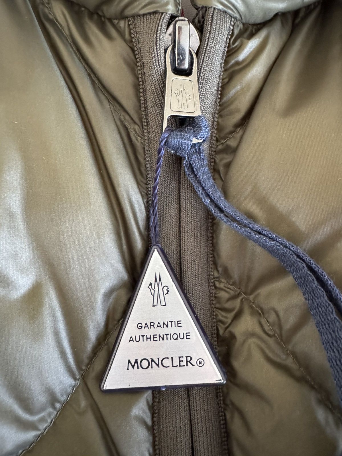 Moncler Moncler saire giubbotto quilted down jacket size 3 Size US M / EU 48-50 / 2 - 8 Thumbnail