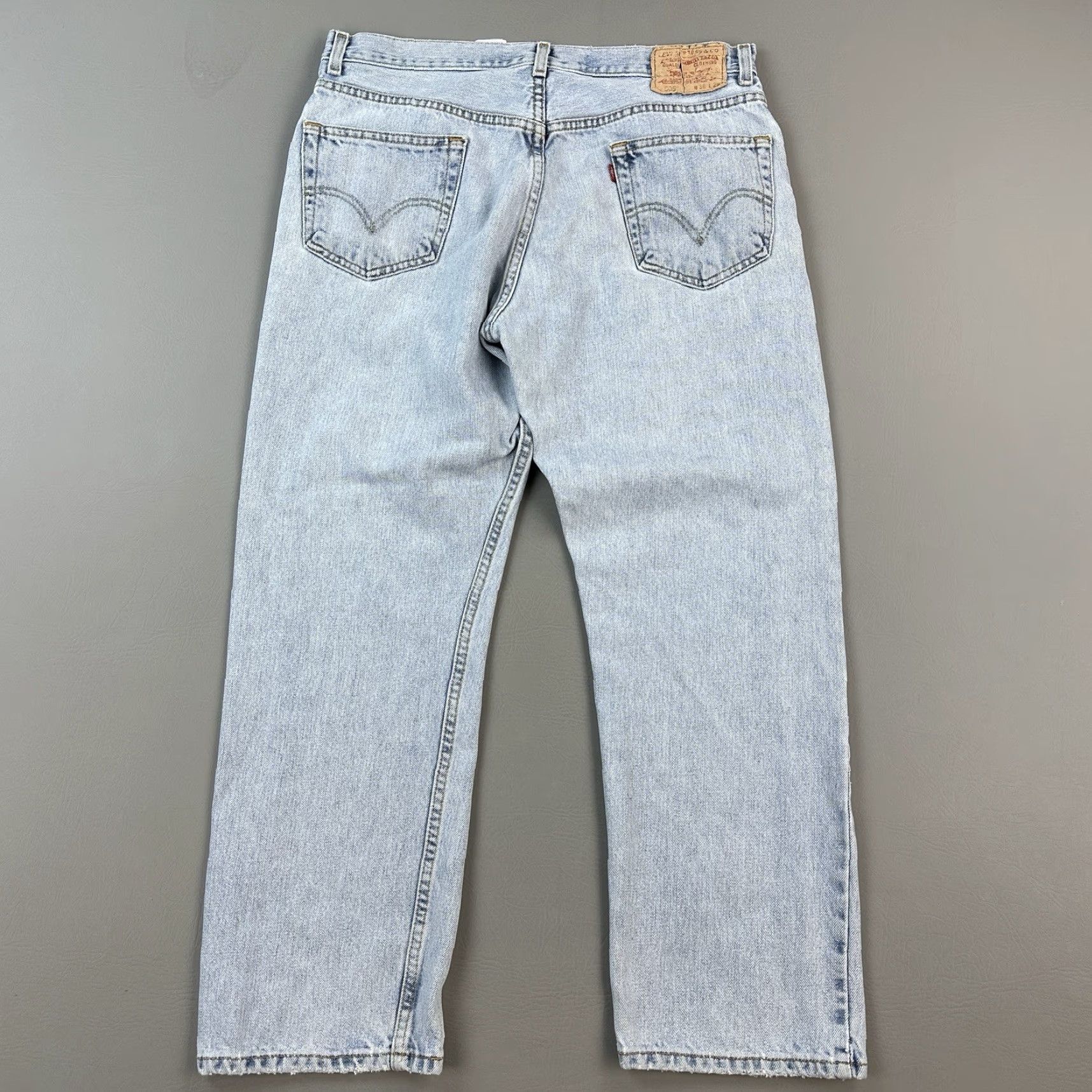 Levi's VINTAGE Levi's 505 Jeans Mens 36x29 Blue Light Wash Denim Regular Fit Skate 90s USA Jeans Mens Size US 36 / EU 52 - 7 Thumbnail