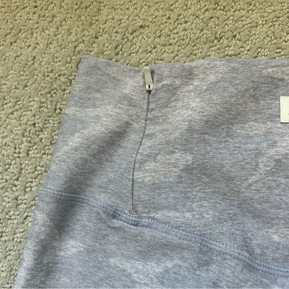 Vuori Vuori Clean Elevation Leggings Pale Heather Camo Women's Med Size 28" / US 6 / IT 42 - 13 Thumbnail