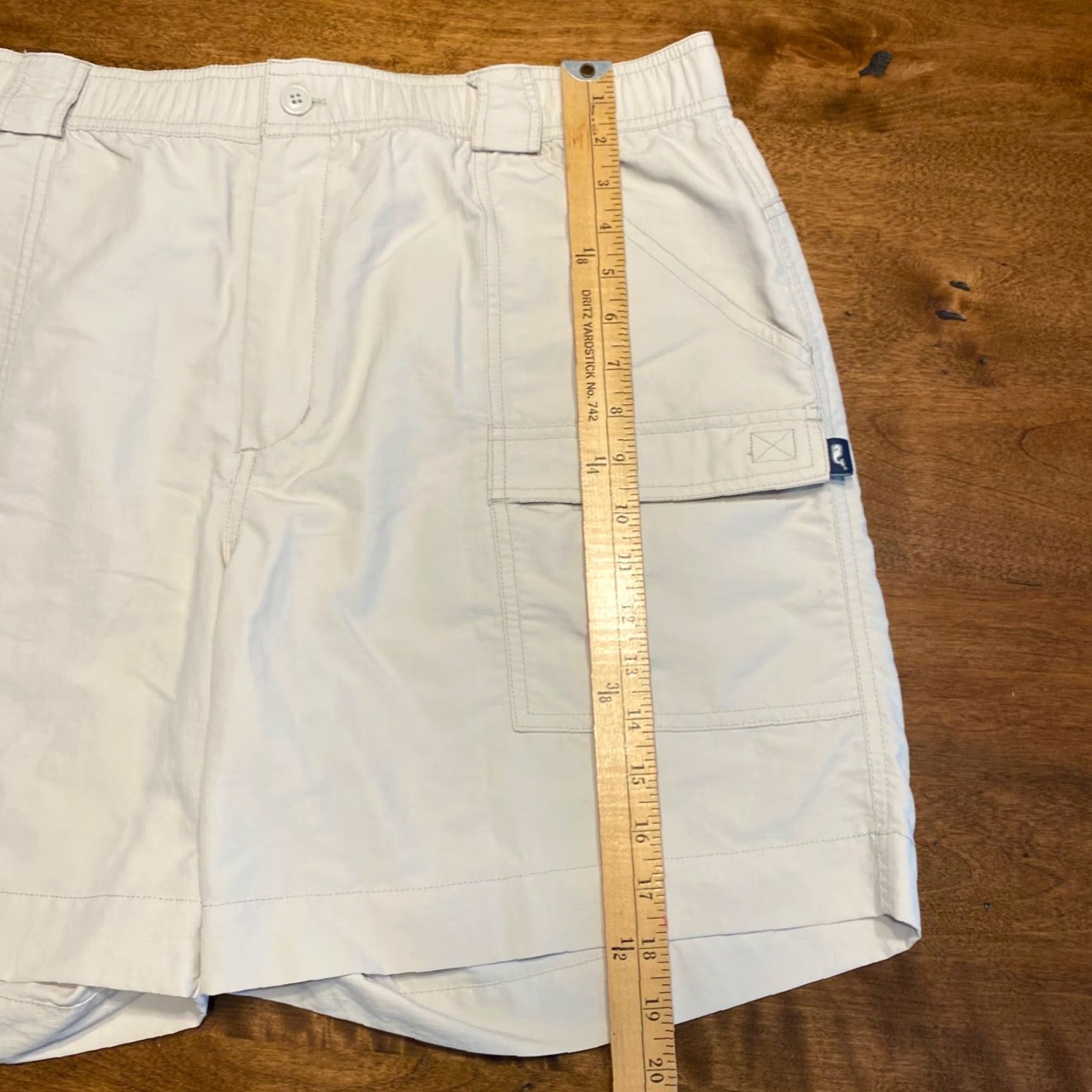 Vineyard Vines Vineyard Vines Shorts Mens 40 Tan Brown Cargo Pocket 7" 100% Nylon Trail Stretch Size US 40 / EU 56 - 7 Thumbnail
