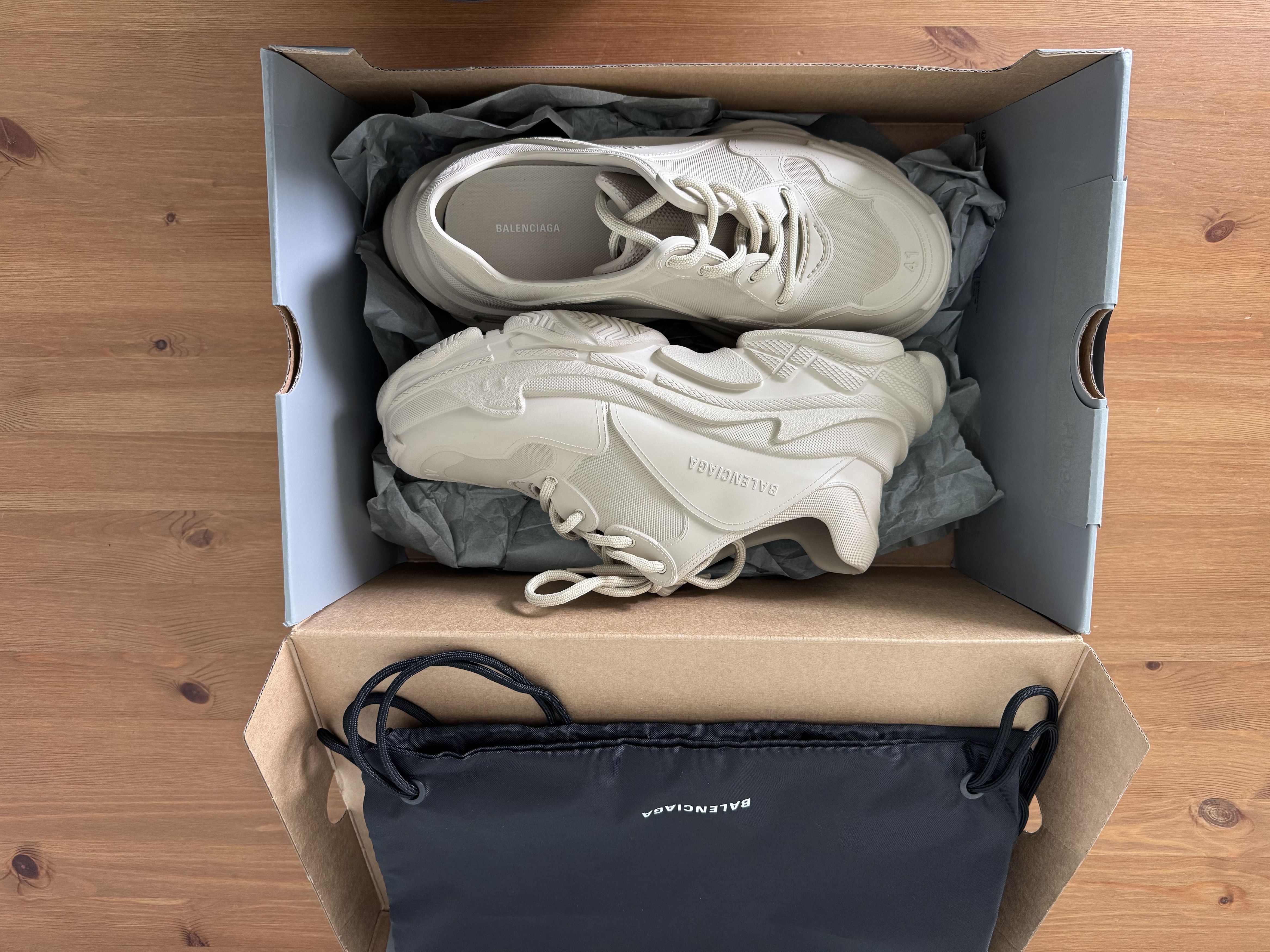 Balenciaga Balenciaga Triple S Mold Sneaker Beige Size 41 – New Size US 10.5 / EU 43-44 - 2 Thumbnail