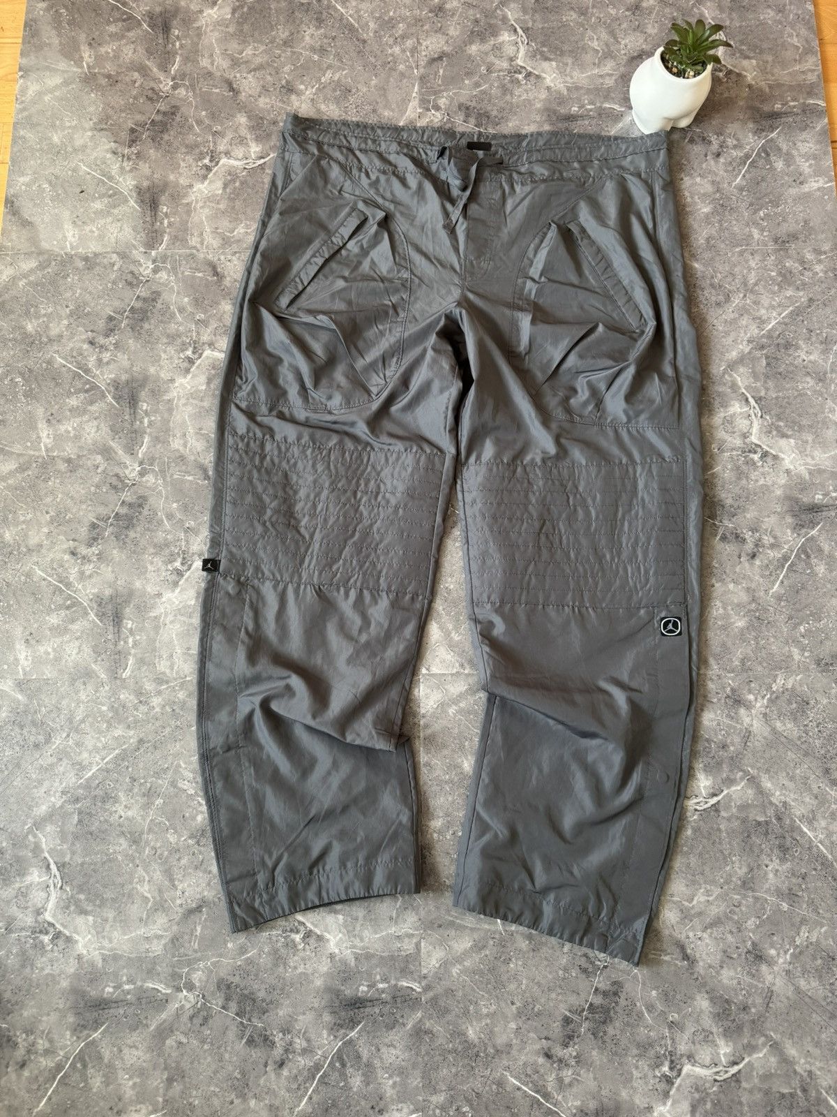 Nike Jordan Sweatpants Vintage Baggy Gray L Size US 34 / EU 50 - 1 Thumbnail