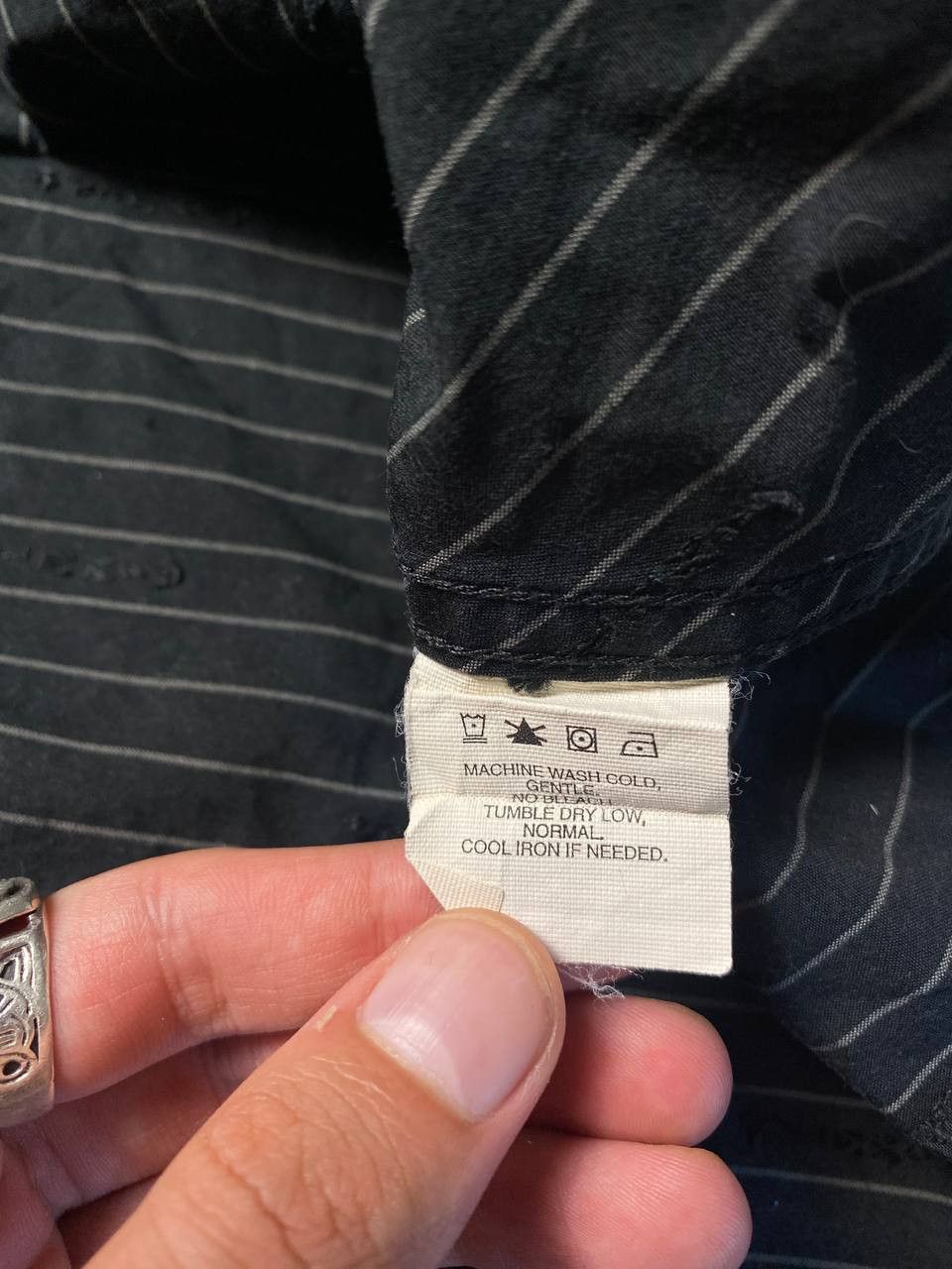 Oakley Oakley Vintage Monogram Shirts Size US L / EU 52-54 / 3 - 10 Thumbnail