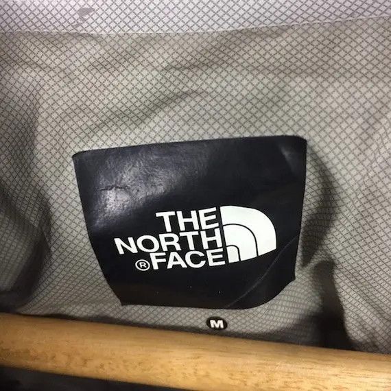 The North Face Vtg THE NORTH FACE Outfitters Jacket Hoodie Windbreaker Size M / US 6-8 / IT 42-44 - 6 Thumbnail