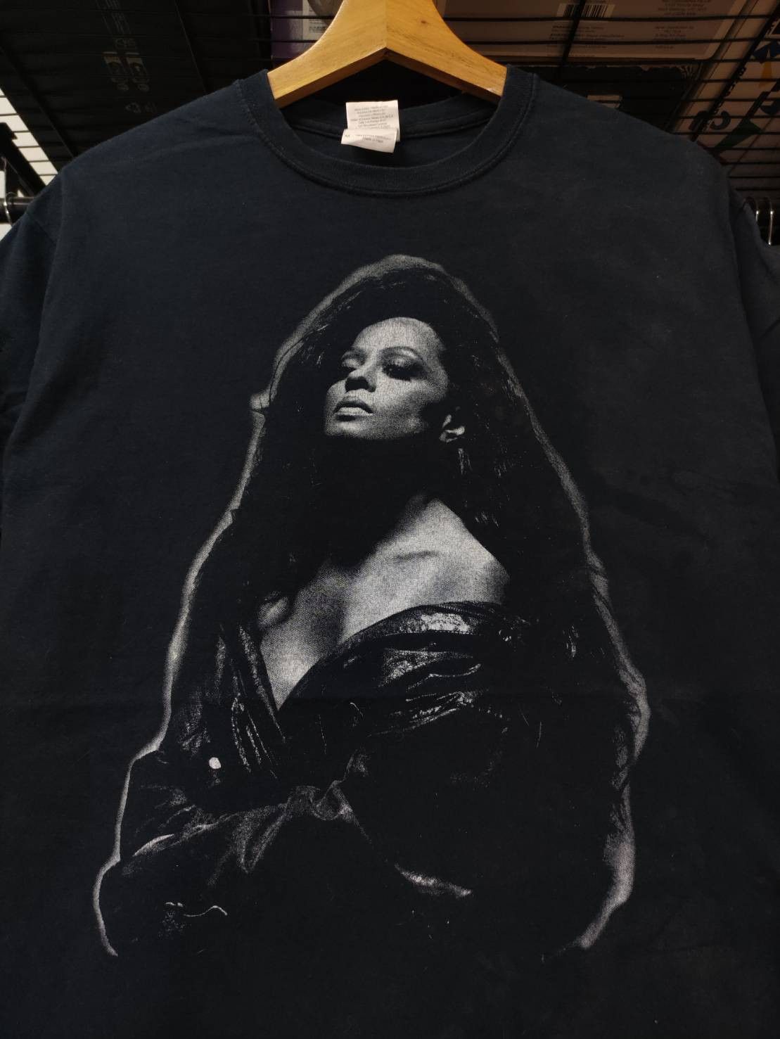 Rap Tees Vtg 00's Diana Ross I'm Coming Out T-Shirt Size US M / EU 48-50 / 2 - 1 Thumbnail