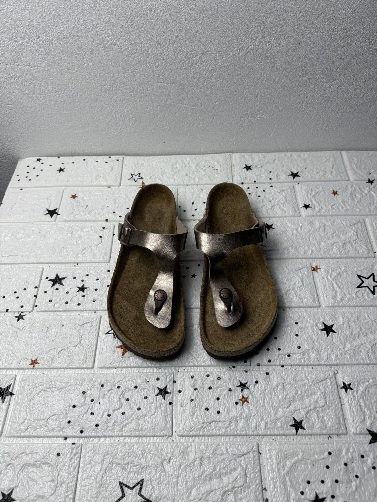 Birkenstock Birkenstock Gizeh Women's US7.5 UK5 EUR38 Sandals Size US 7.5 / IT 37.5 - 3 Thumbnail