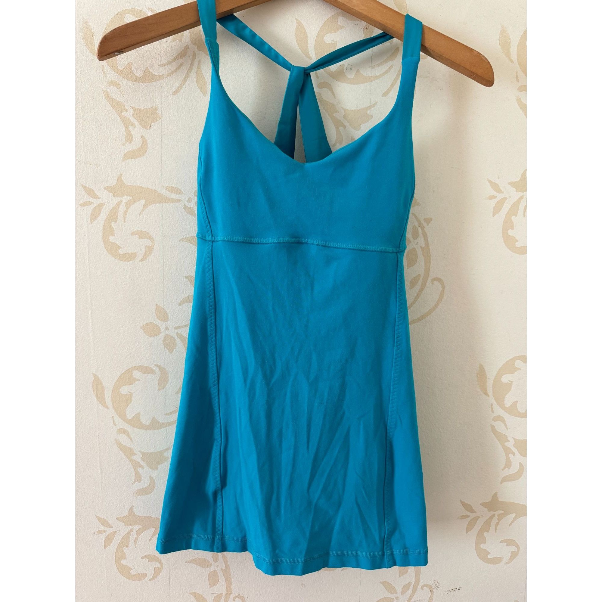 Lululemon Lululemon Blue Power Y Tank Top - Ladies Size 4 Size S / US 4 / IT 40 - 1 Thumbnail