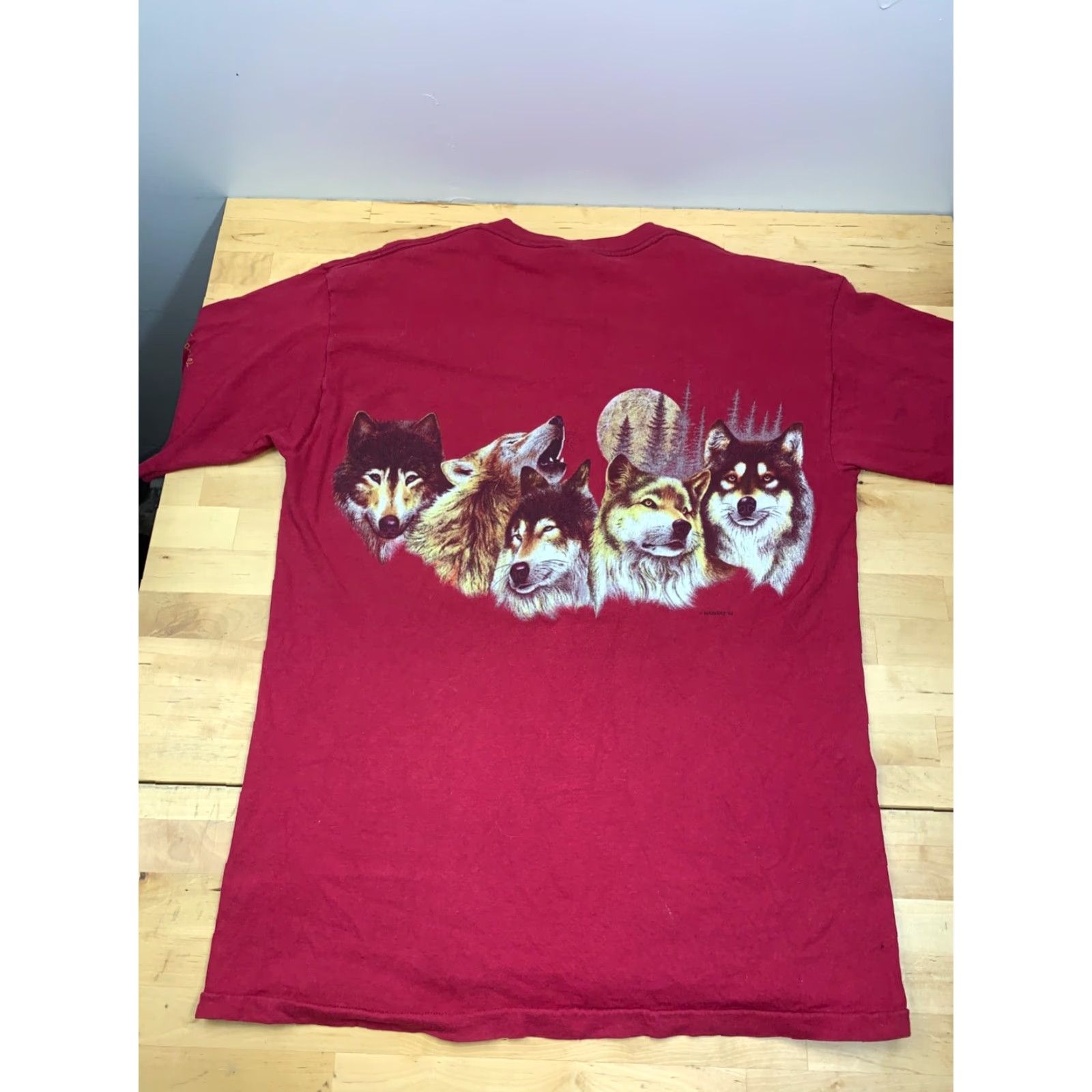 Vintage VINTAGE Cal Cru T-Shirt Men Wolf Nature Red L Short Sleeve Crew Neck Casual US Made 4552 Size US L / EU 52-54 / 3 - 4 Thumbnail