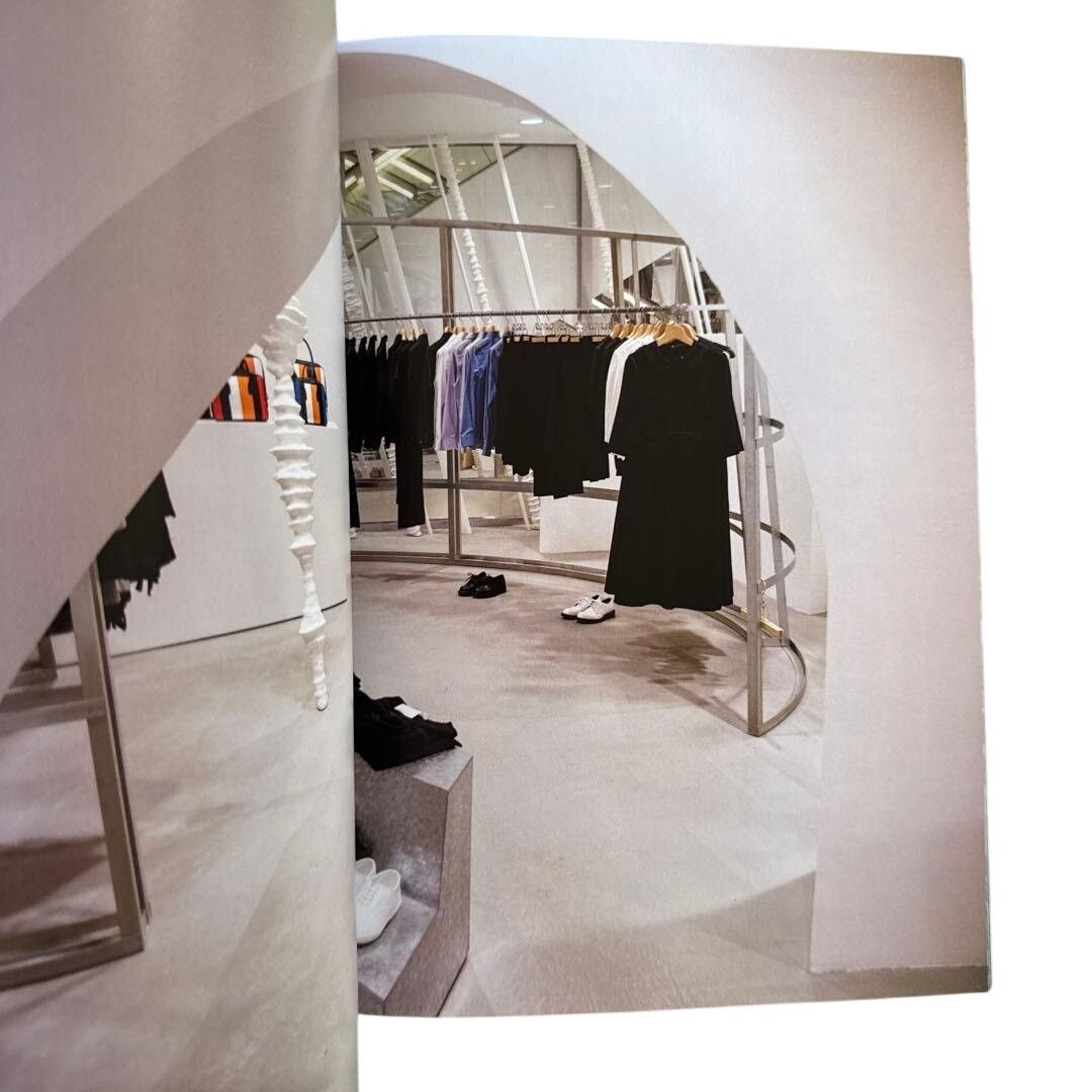 Dover Street Market × Japanese Brand DOVER STREET MARKET SWITCH Magazine Size ONE SIZE - 3 Thumbnail