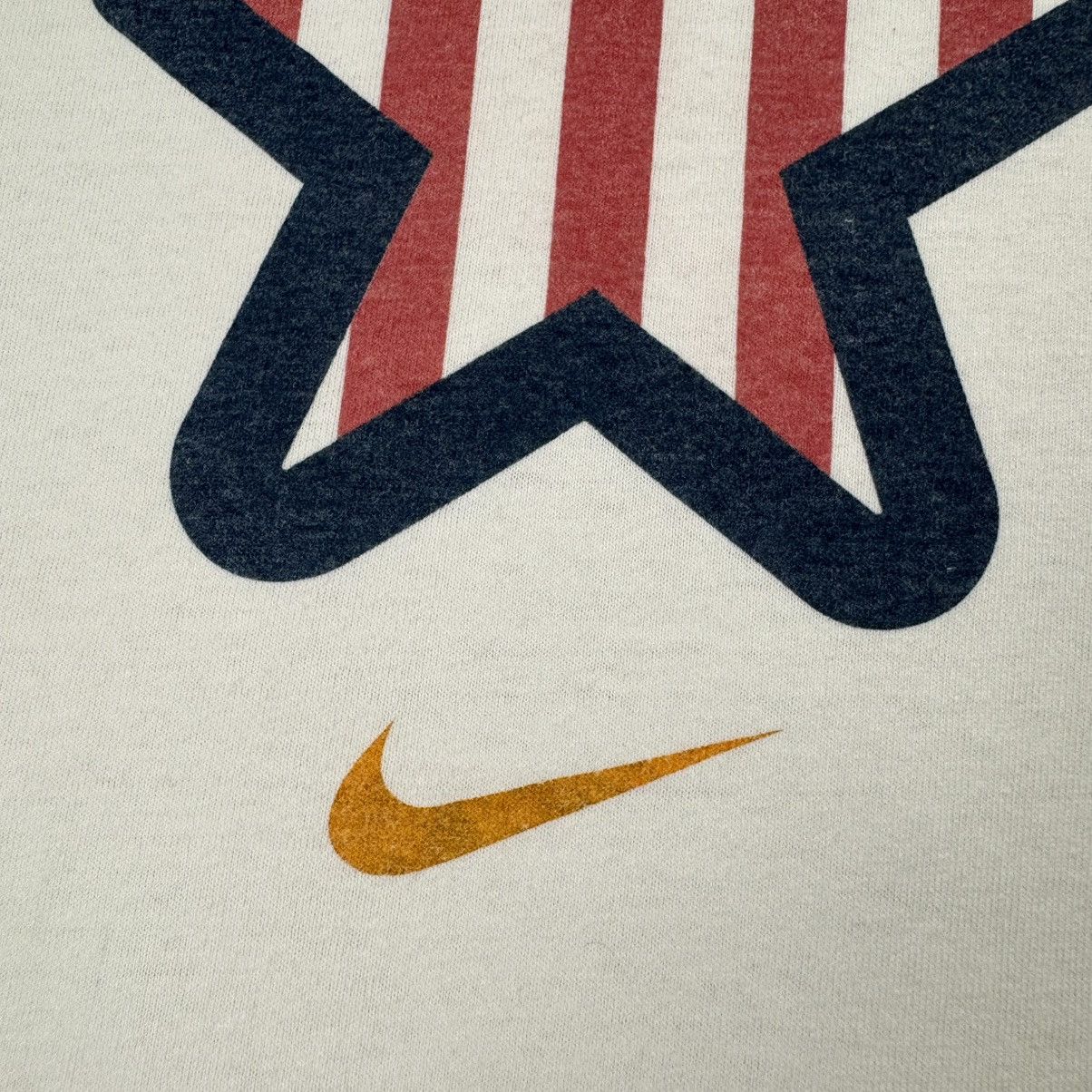 Nike Vintage Nike USA One Star 96 Centre Swoosh T-shirt Size US L / EU 52-54 / 3 - 8 Thumbnail
