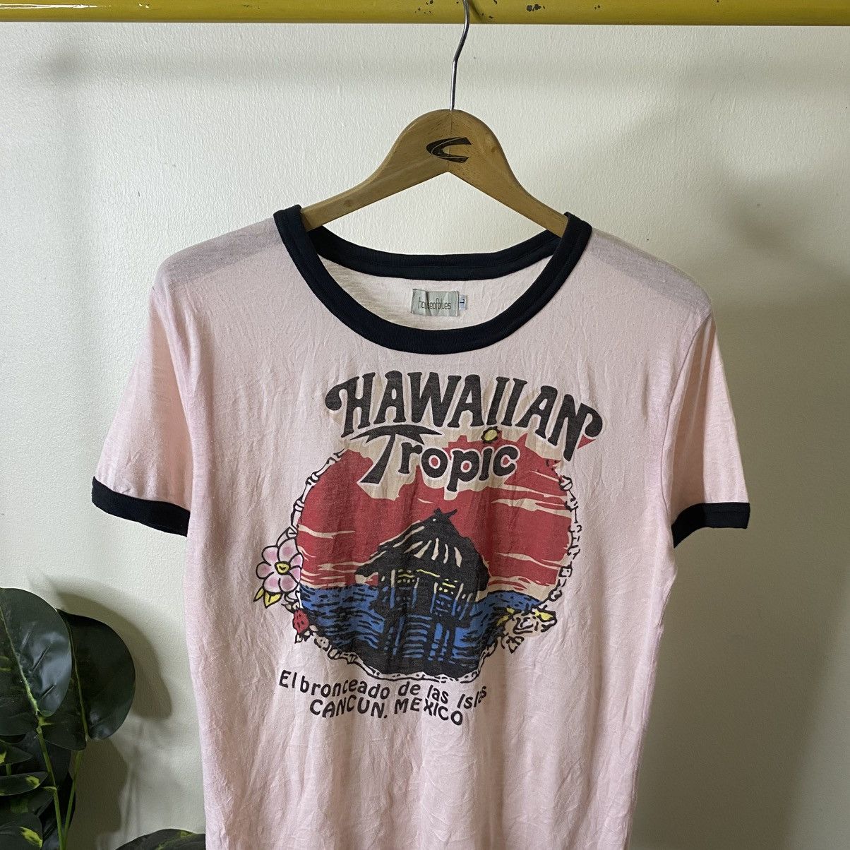 Vintage Vintage Hawaiian Tropic Mexico Ringer T Shirt Size US M / EU 48-50 / 2 - 2 Thumbnail