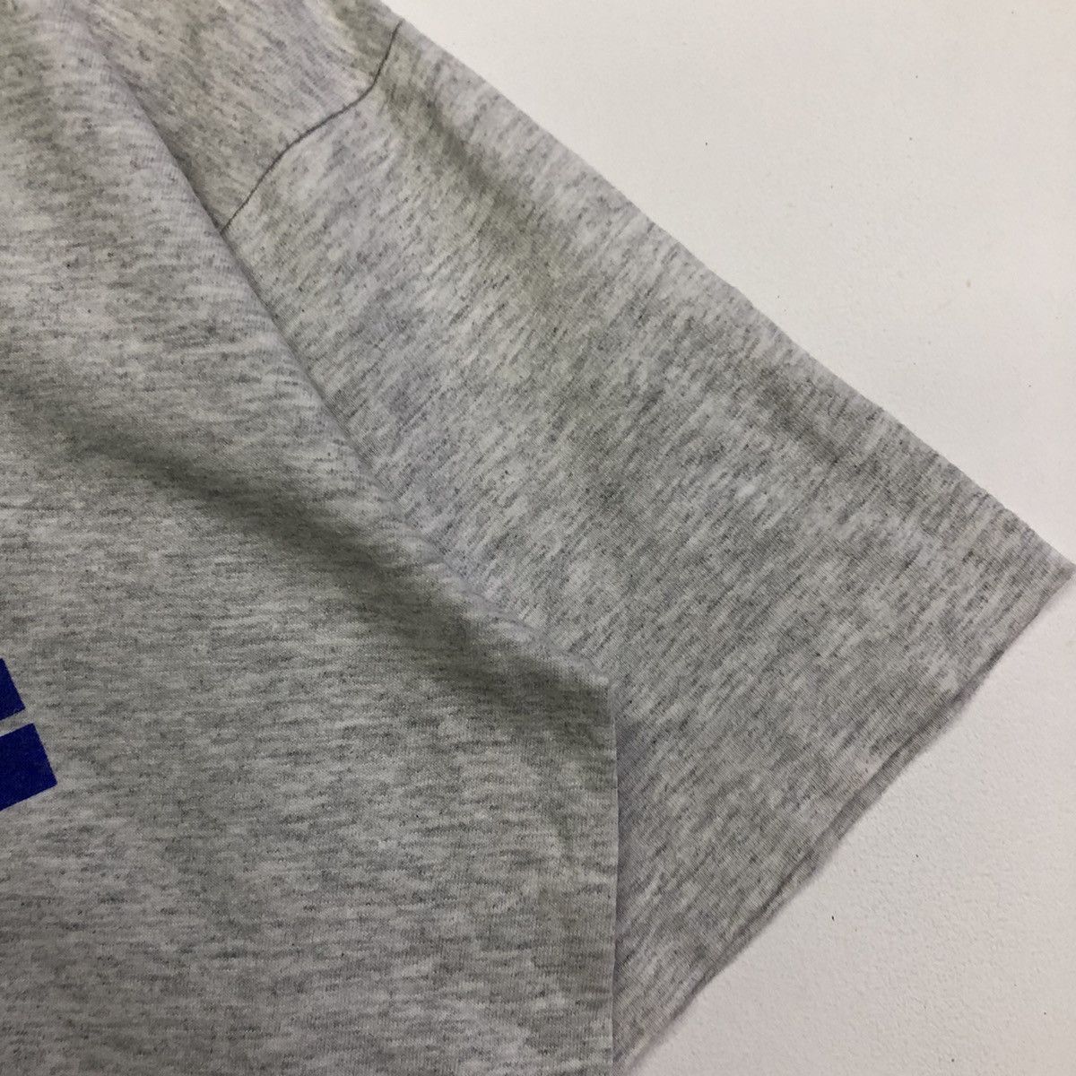Converse × Vintage Vintage Converse 1974 Basketball Yearbook Tshirt Size US L / EU 52-54 / 3 - 5 Thumbnail