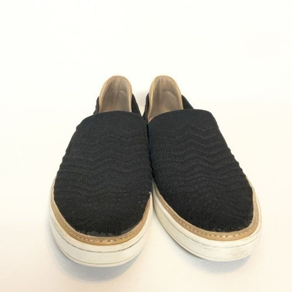 Ugg UGG Sammy Knit Chevron Breathable Sneakers Women Size 8.5 Size US 8.5 / IT 38.5 - 7 Thumbnail