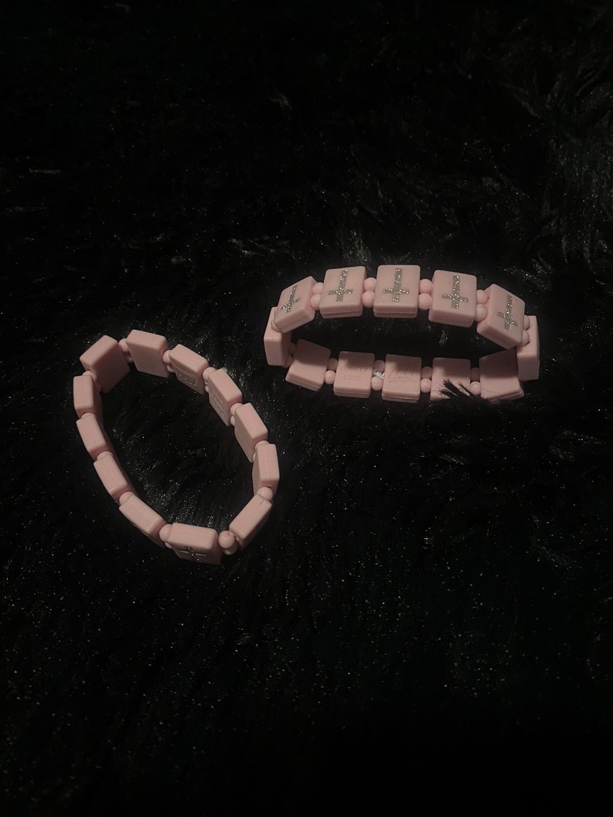 1199 Bazo1199 Pink cross bracelet Size ONE SIZE - 3 Thumbnail