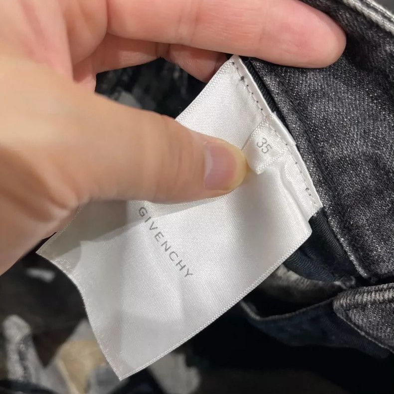 Givenchy Givenchy Black Logo Destroyed Sweatshirt XS Size * 6 Size US M / EU 48-50 / 2 - 8 Thumbnail