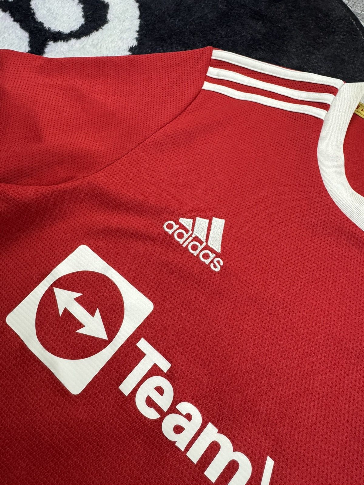 Adidas MANCHESTER UNITED 2021-2022 HOME FOOTBALL JERSEY ADIDAS Size US S / EU 44-46 / 1 - 9 Thumbnail