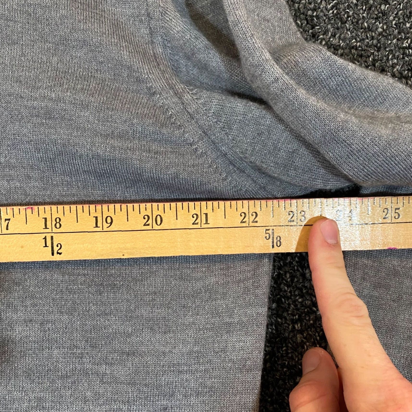 Vintage RAFFI Sweater Linea Uomo Mens Large Gray Merino Wool Blend Crew Neck Pullover Knit Style Classic Preppy All Seasons Winter Fall Spring Casual Workwear Size US L / EU 52-54 / 3 - 5 Thumbnail