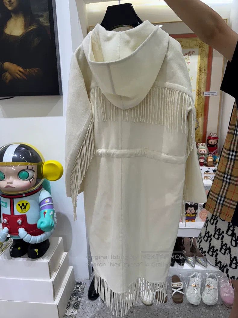 Hermes Hermes White Cashmere Fringe Coat with Hood and Waist Cinc Size XXS / US 00 / IT 34 - 2 Thumbnail