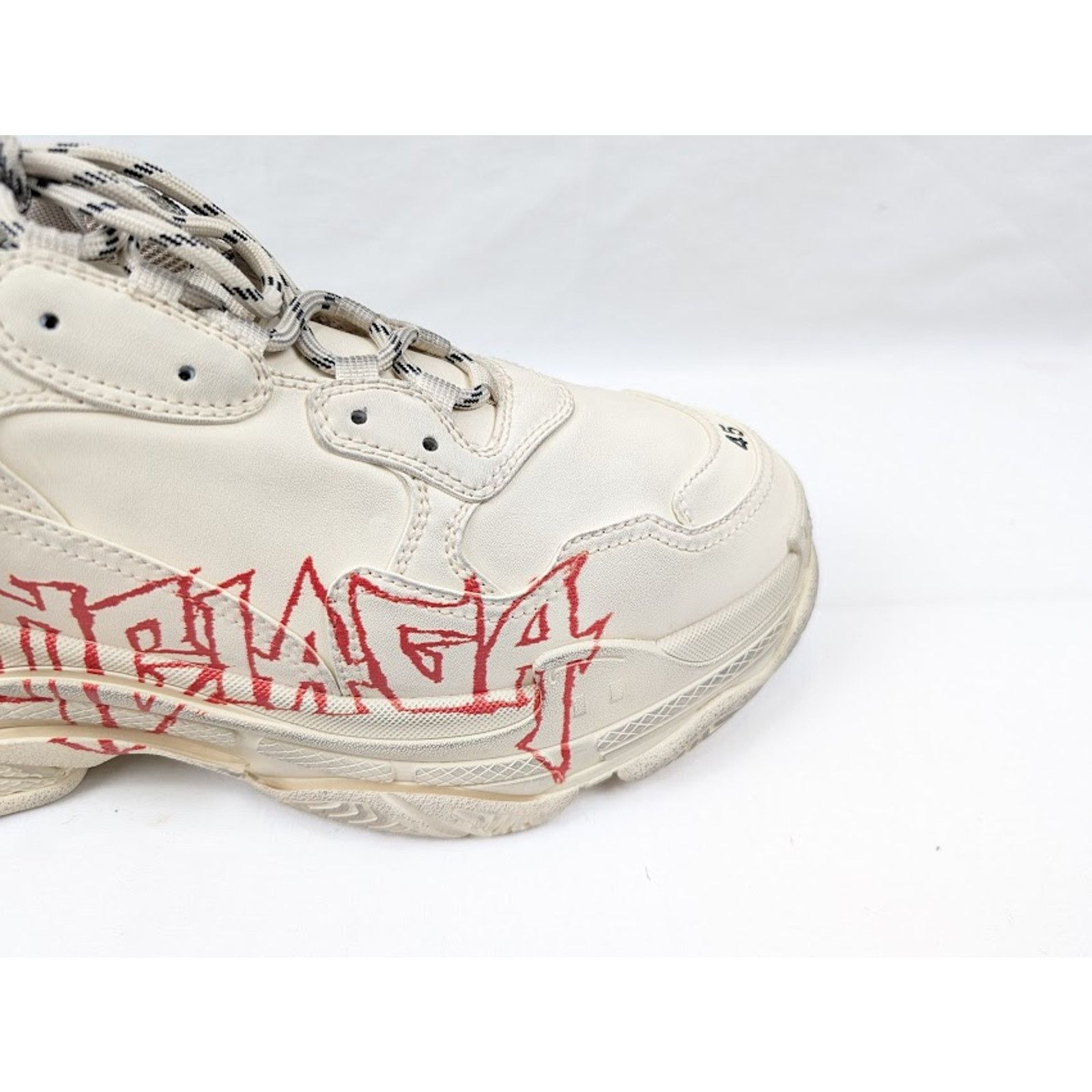 Balenciaga o1rshd1 Q:2 / Triple S Low-Top Sneakers in White/Red/Black Size US 10 / EU 43 - 3 Thumbnail