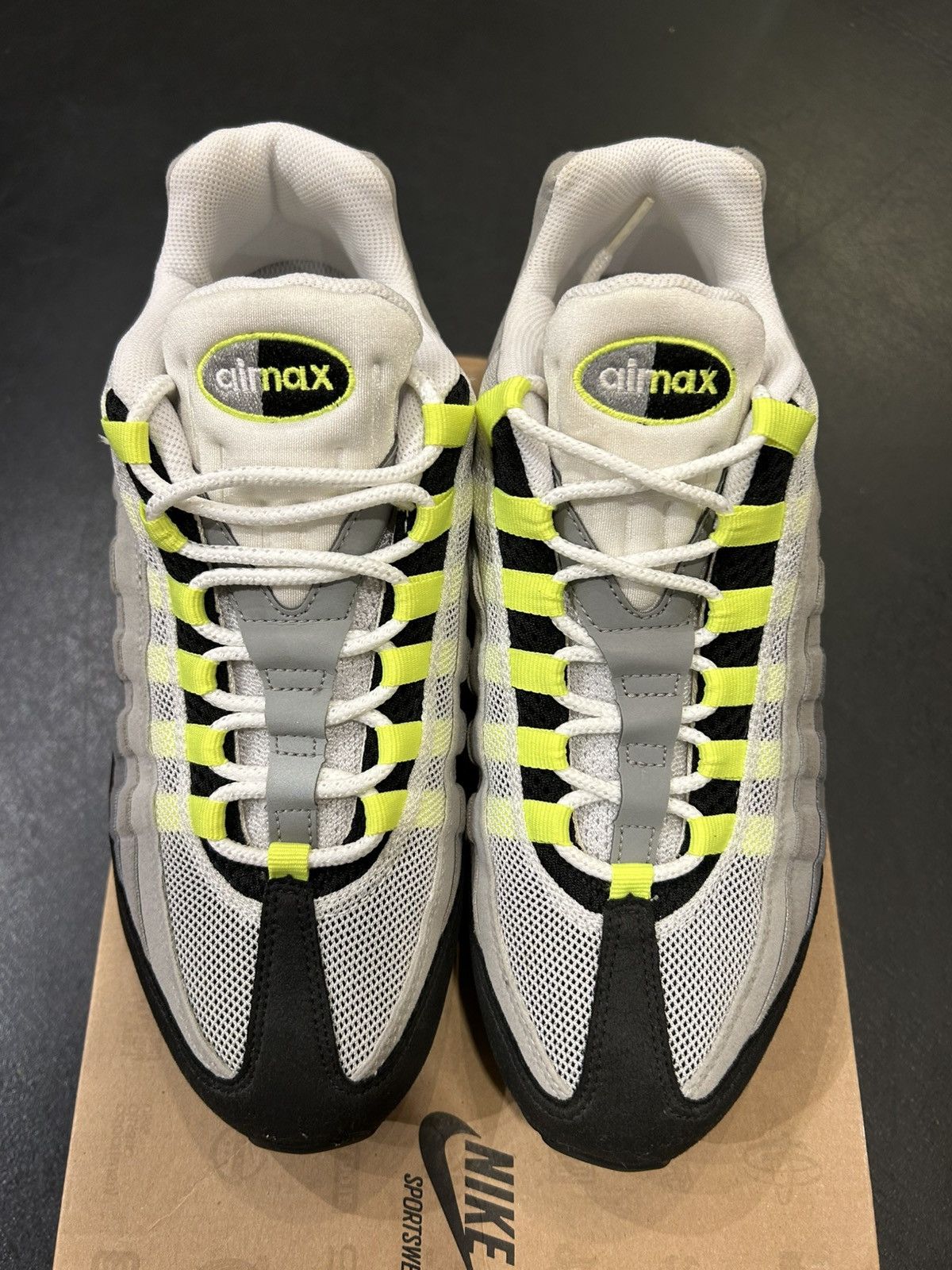 Nike Air Max 95 ‘OG Neon’ Size US 9 / EU 42 - 4 Thumbnail
