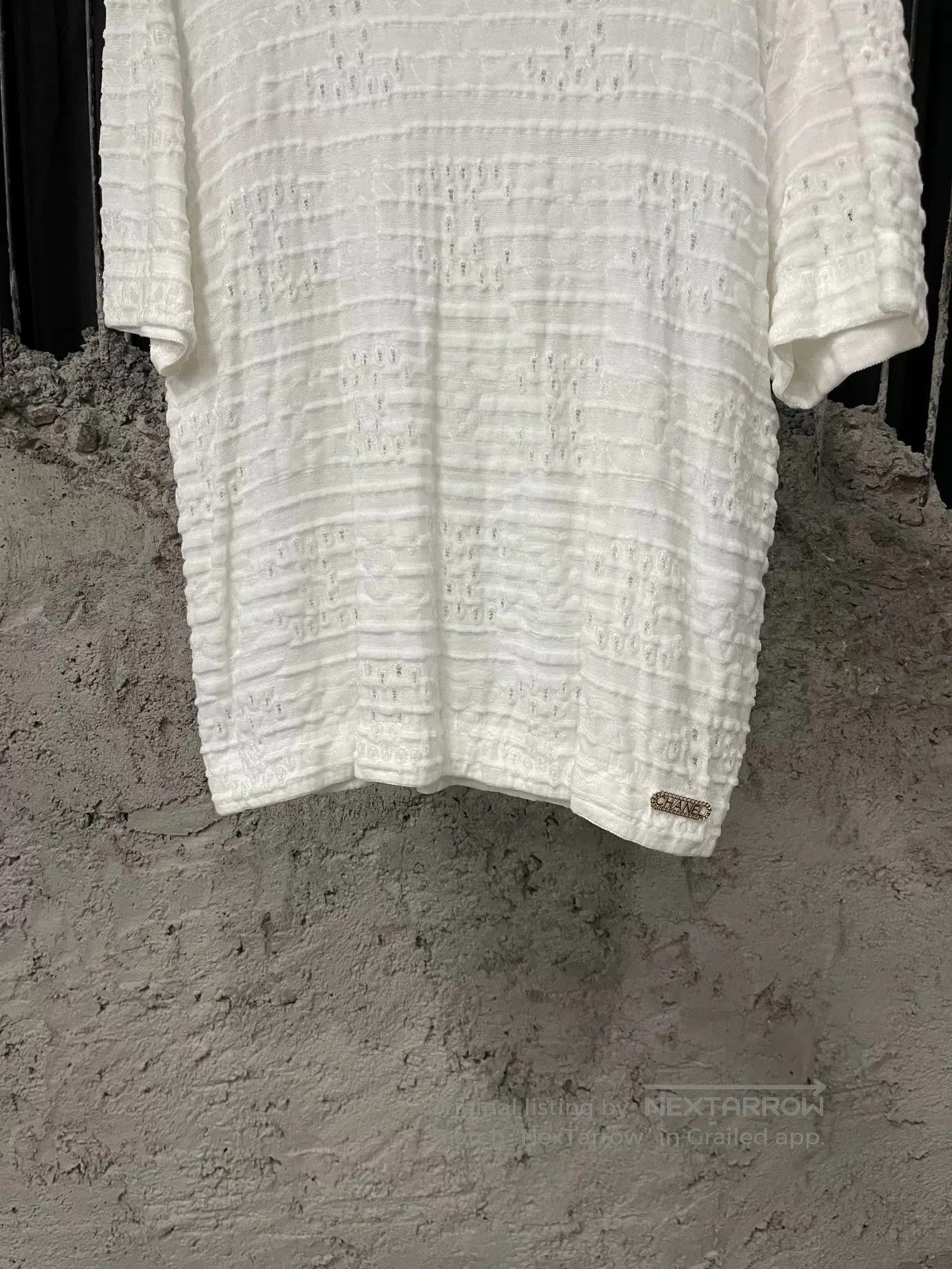 Chanel Chanel White Cutout Logo Short Sleeve. Size US M / EU 48-50 / 2 - 4 Thumbnail