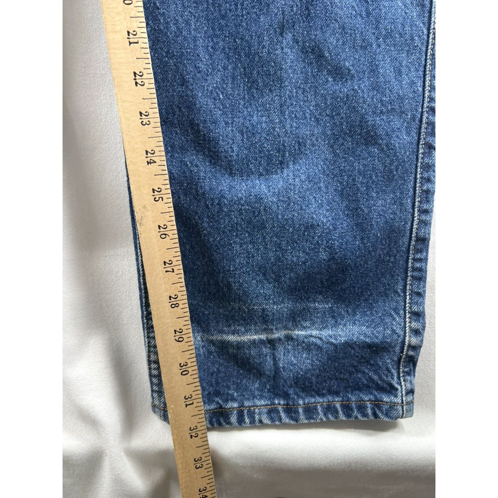 Levi's VINTAGE Levi's 540 Jeans Mens 42x32 Relaxed Fit Blue 5-Pocket High Rise Denim Cotton Blend Belt Loops USA Classic 90s Style Mens Size US 42 / EU 58 - 7 Thumbnail