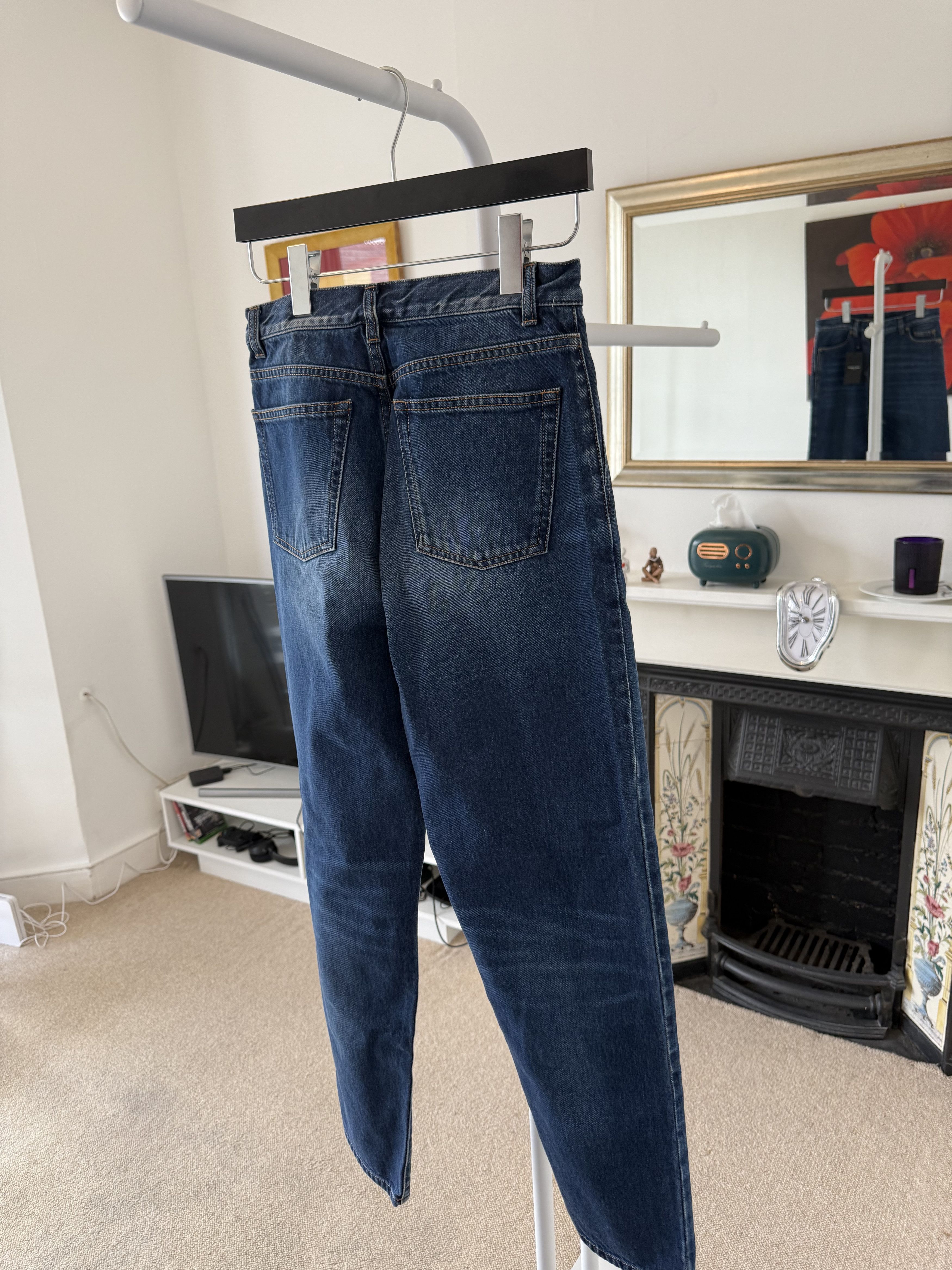 Saint Laurent Paris FW18 Saint Laurent Straight Fit D18 Jeans Size 26" / US 2 / IT 38 - 6 Thumbnail