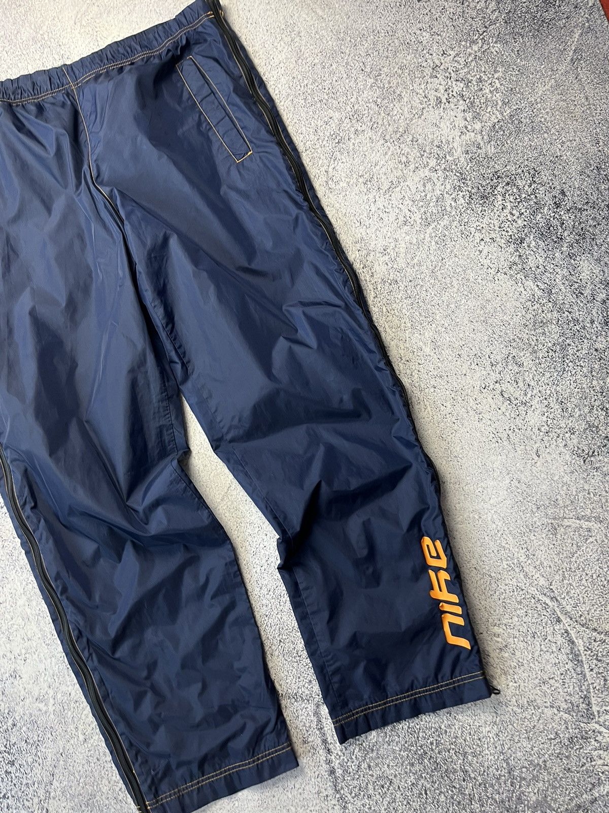 Nike Vintage Nike Nylon Track Pants Small Swoosh Logo Sz L Size US 36 / EU 52 - 3 Thumbnail