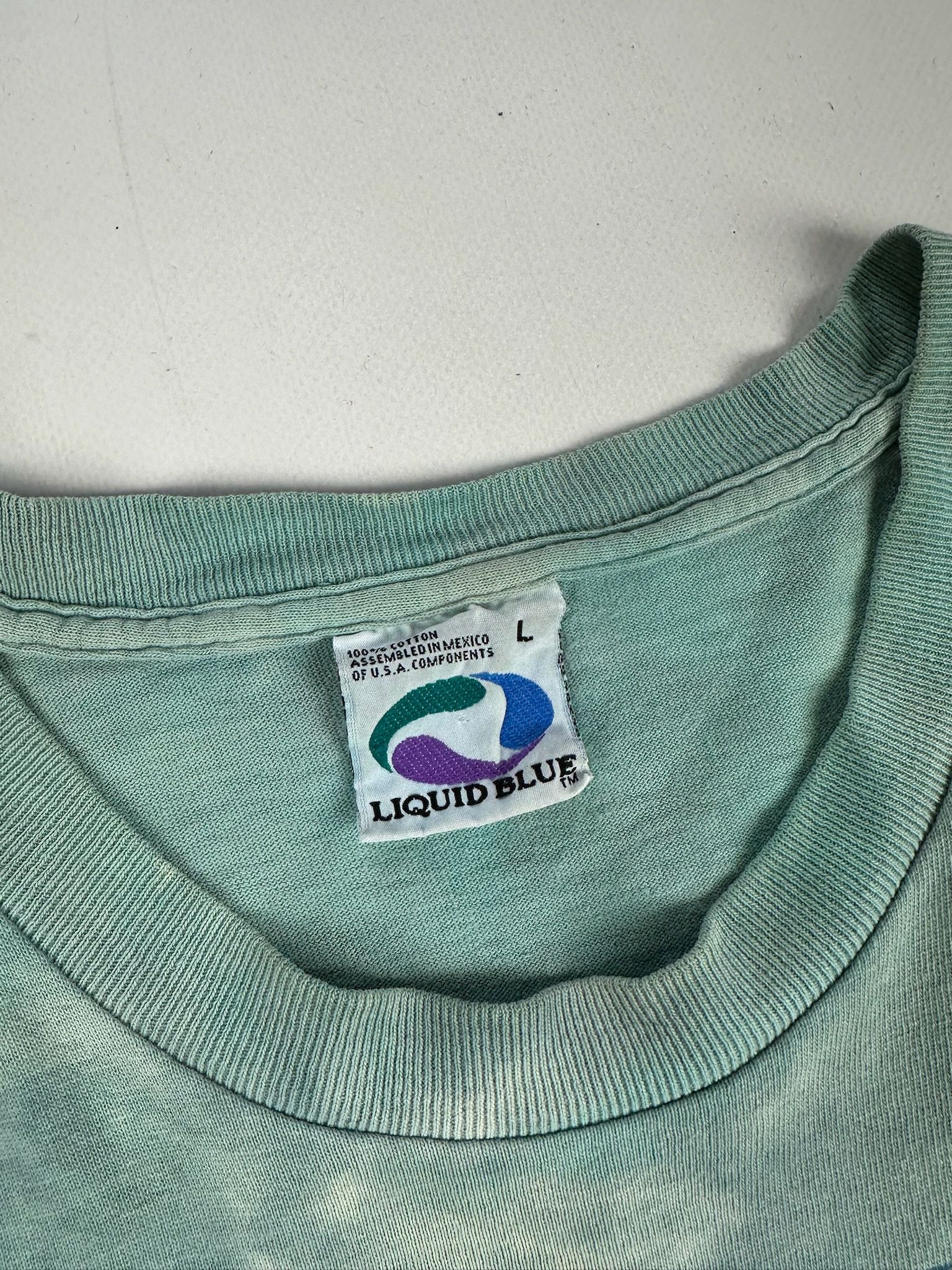 Liquid Blue Vintage 90s Liquid Blue Star Wars Droids T-Shirt size L Size US L / EU 52-54 / 3 - 3 Thumbnail