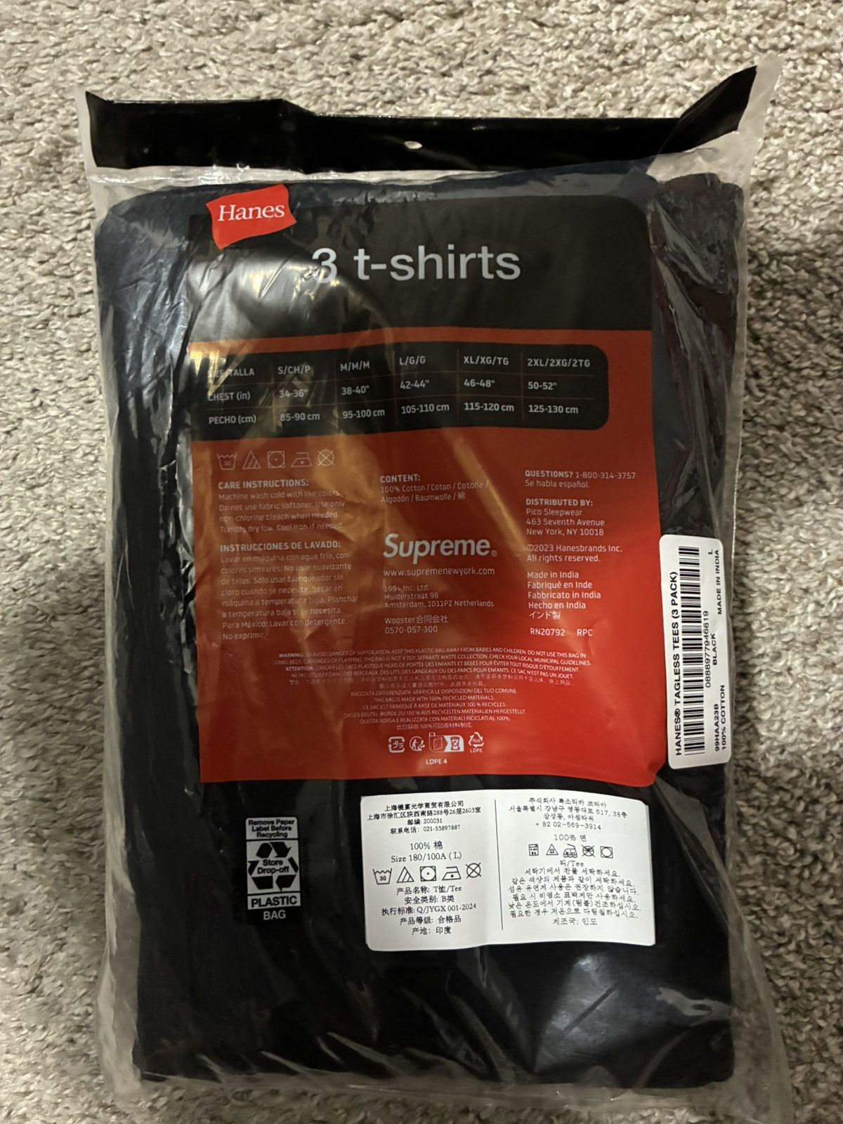 Hanes × Supreme Supreme x Hanes Tagless Tee Black (3 Pack) Size US L / EU 52-54 / 3 - 4 Thumbnail