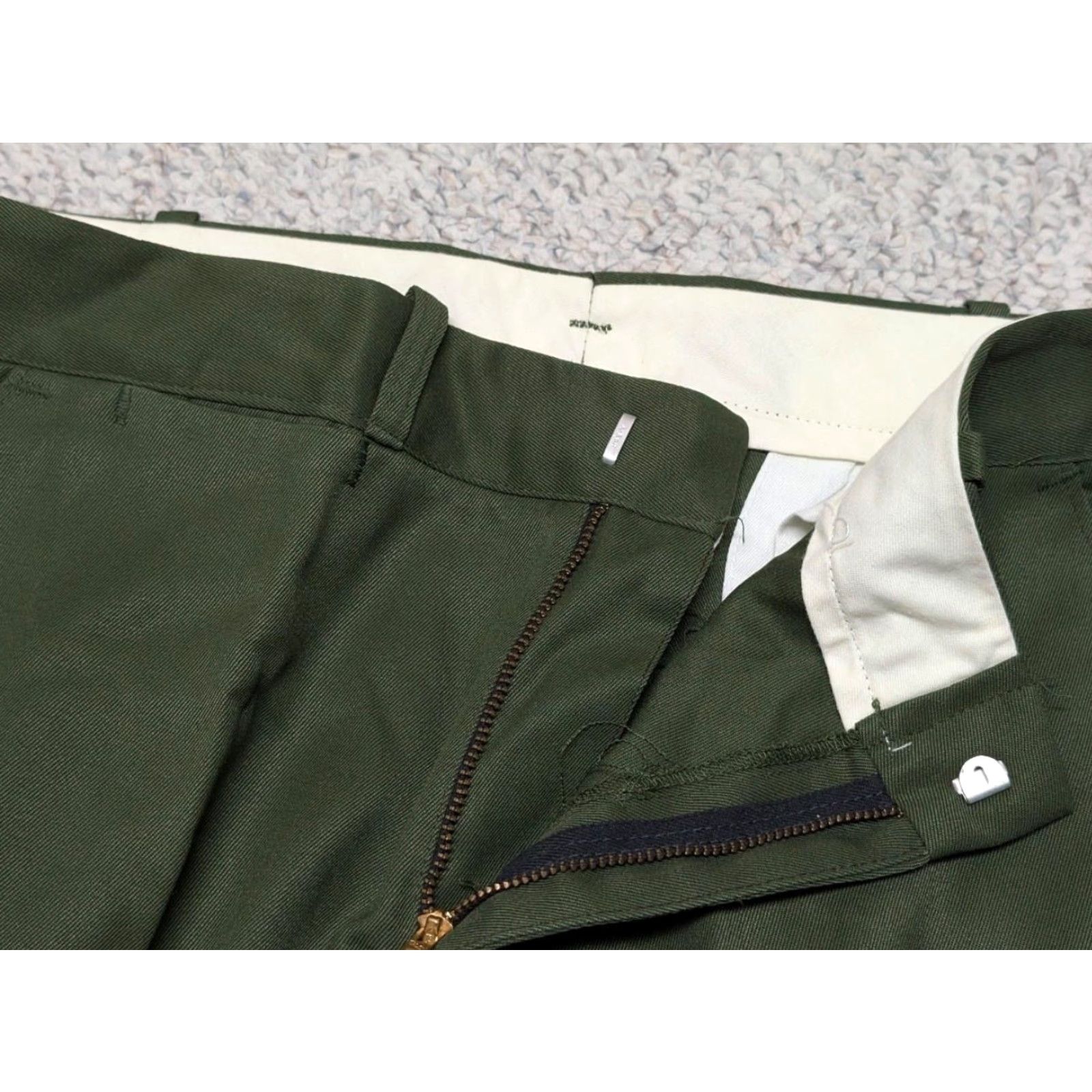 Vintage VINTAGE Unitog green uniform pants 34x30 Mens Pants 1960s 70s gas station COCA-COLA green solid cargo Size US 34 / EU 50 - 6 Thumbnail