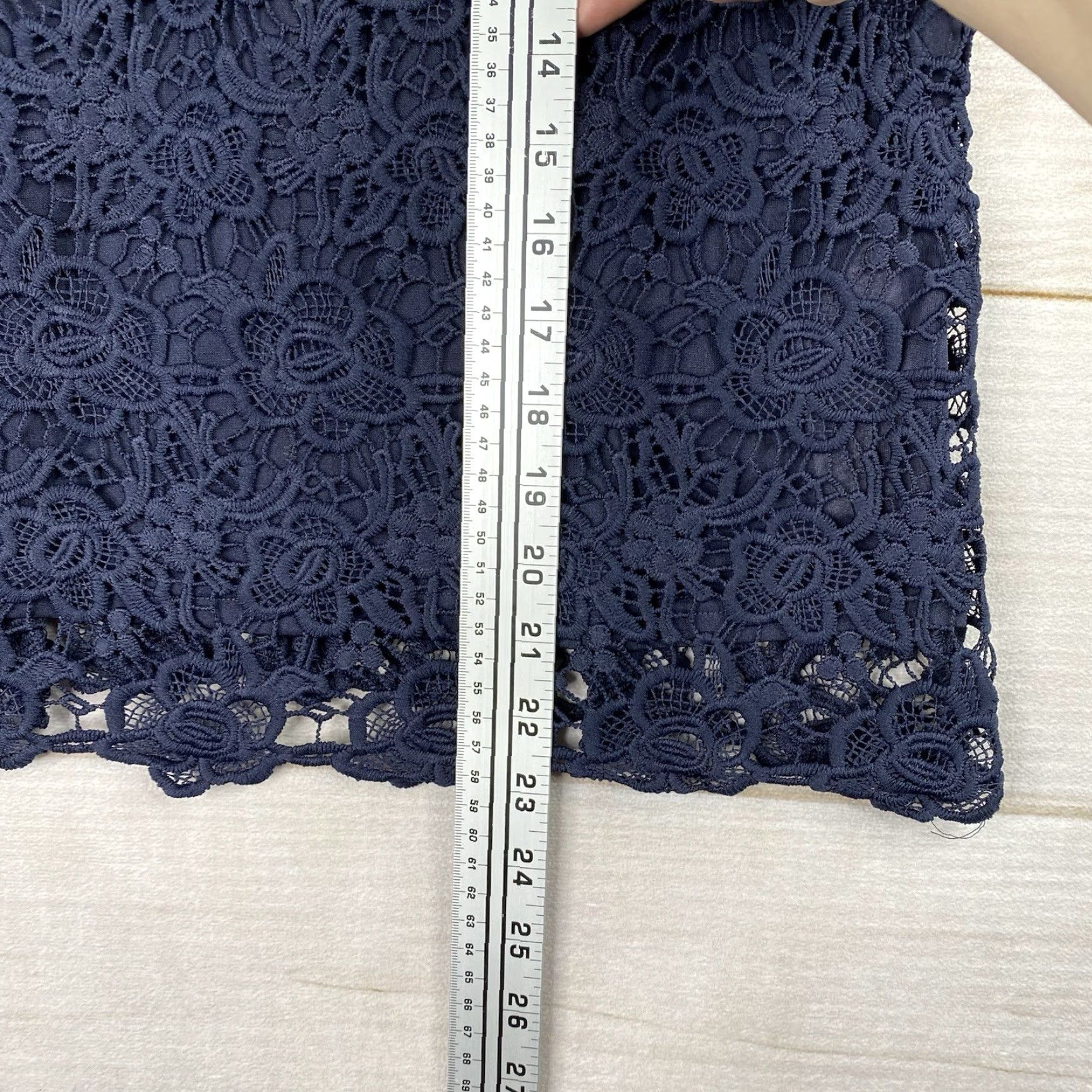 Nanette Lepore Nanette Lepore Top Womens S Blue Lace Sleeveless Mock Neck Lined Crochet Floral Bohemian Party/Cocktail, Wedding, Casual Shirt, Regular Women, Blue, S Size S / US 4 / IT 40 - 4 Thumbnail