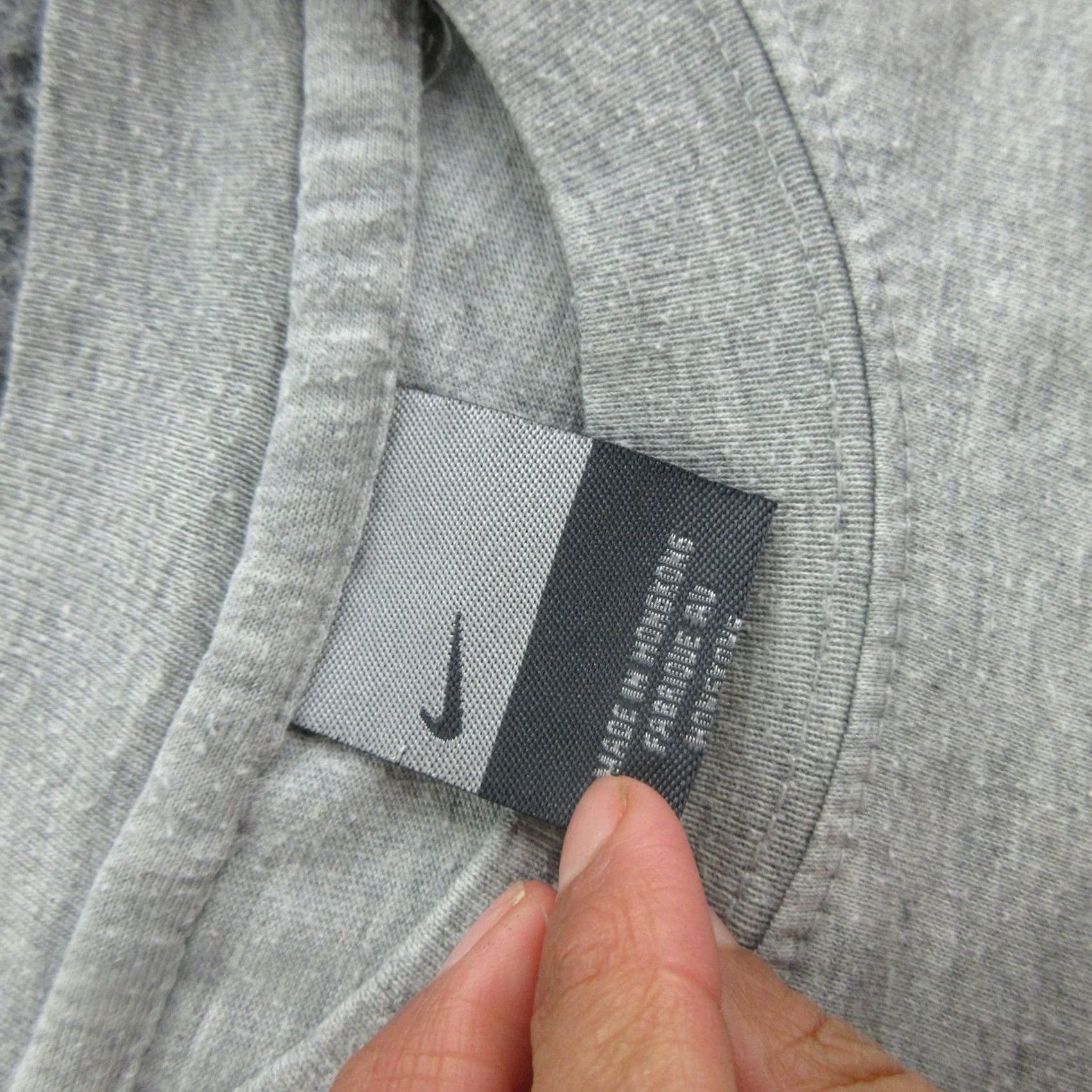 Nike VINTAGE Nike Nebraska Cornhuskers Shirt Mens L Gray N Logo T-Shirt Size US L / EU 52-54 / 3 - 5 Thumbnail