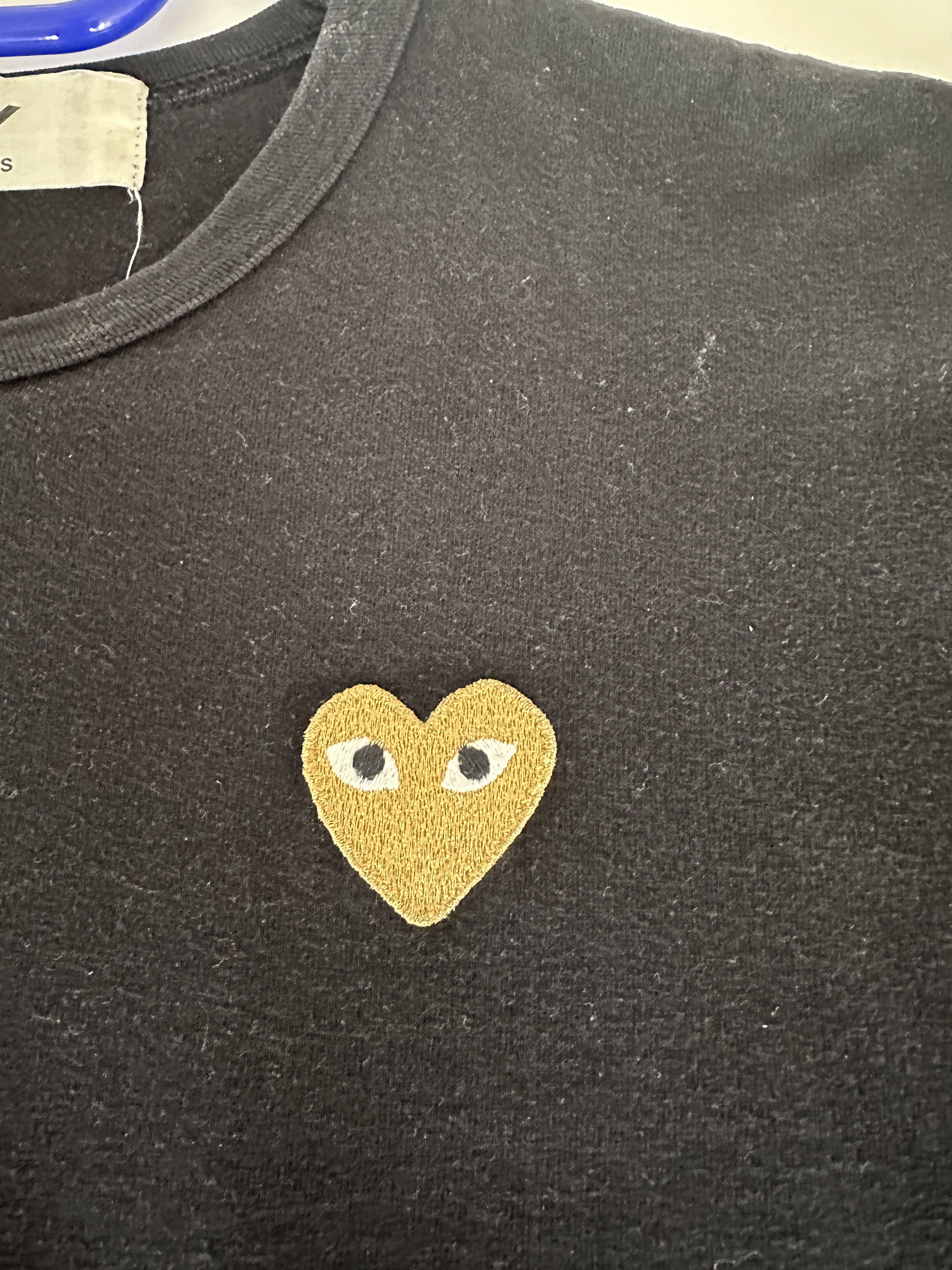 Comme des Garcons Gold Heart Black Tee Play Comme Des Garcons Size US L / EU 52-54 / 3 - 2 Thumbnail