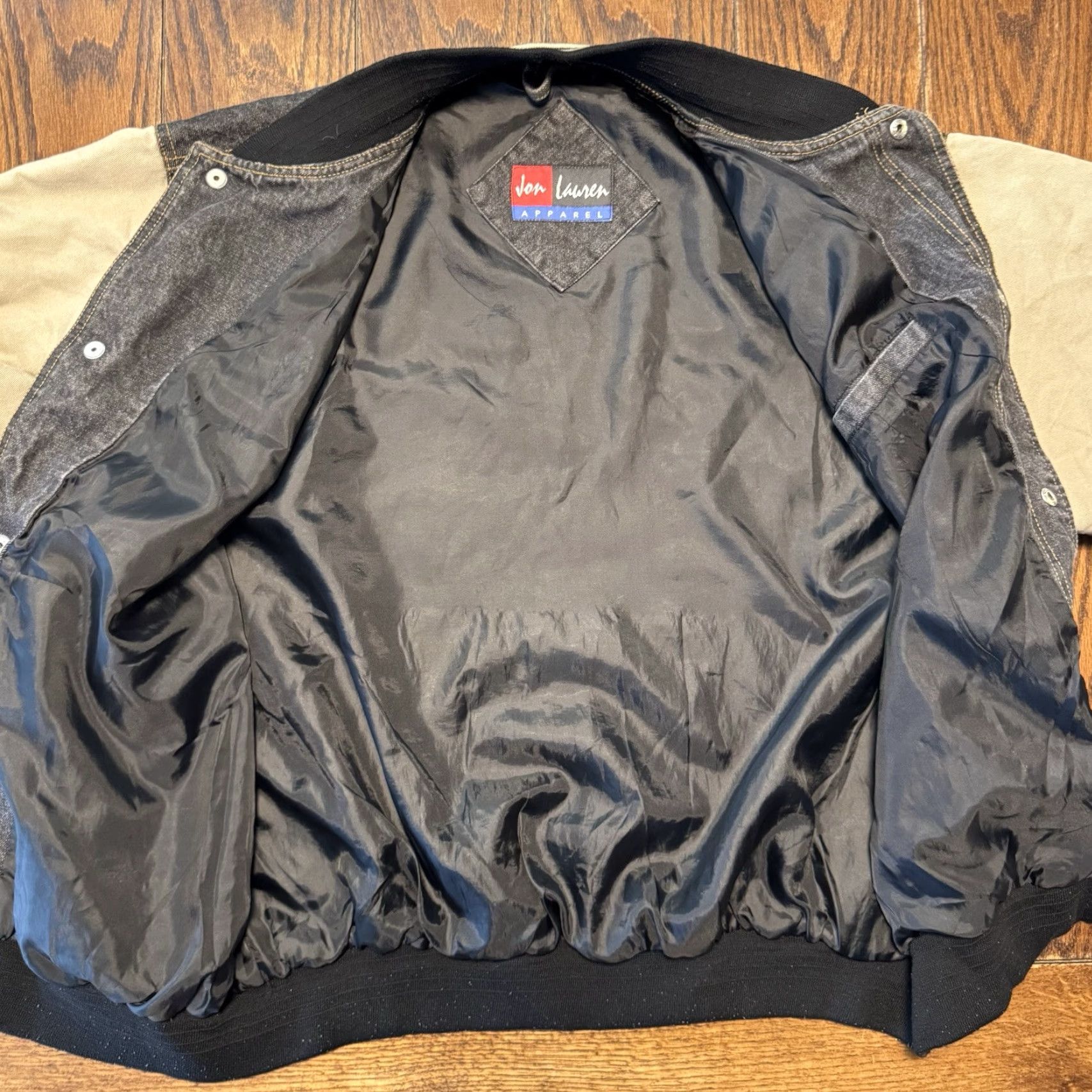 Vintage VINTAGE VTG Wildlife Jon Lauren Apparel Denim Varsity Bomber Jacket Men’s XL Wolf Buck Size US L / EU 52-54 / 3 - 7 Thumbnail
