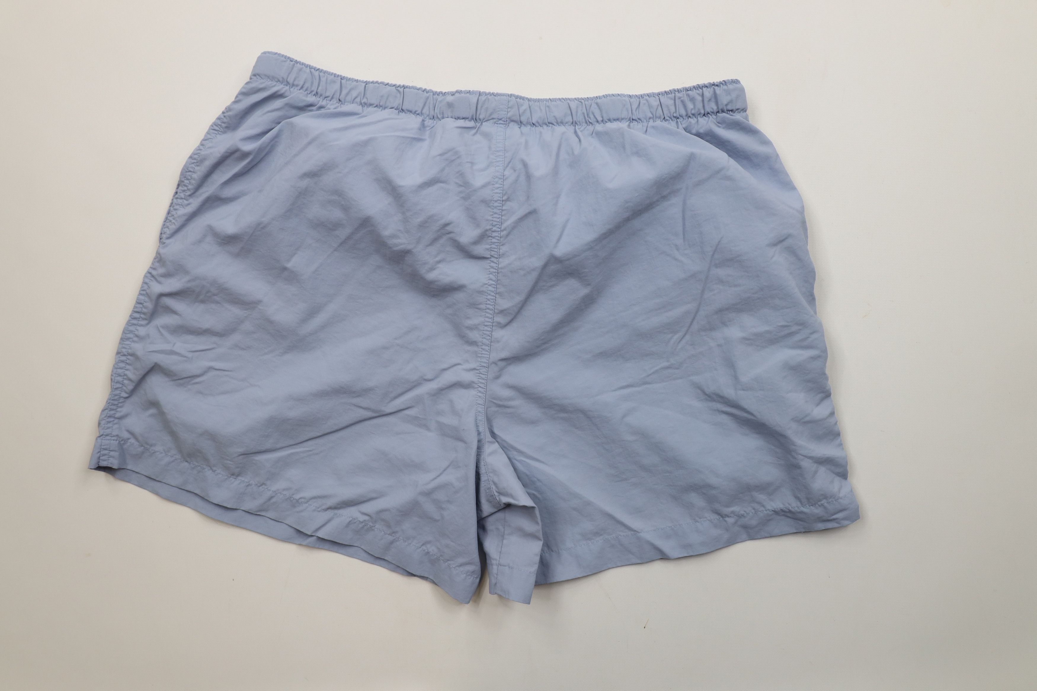 Columbia × Vintage Vintage 90s Columbia Belted Hiking Shorts Light Blue Nylon Size 34" / US 12 / IT 48 - 8 Thumbnail