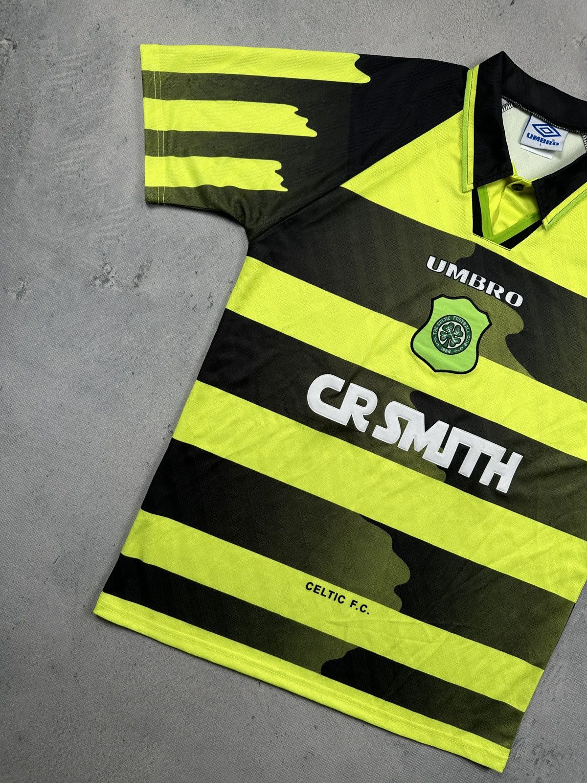 Umbro Vintage Celtic FC 1996-97 Away Jersey Umbro Super Rare 90s Size US L / EU 52-54 / 3 - 3 Thumbnail