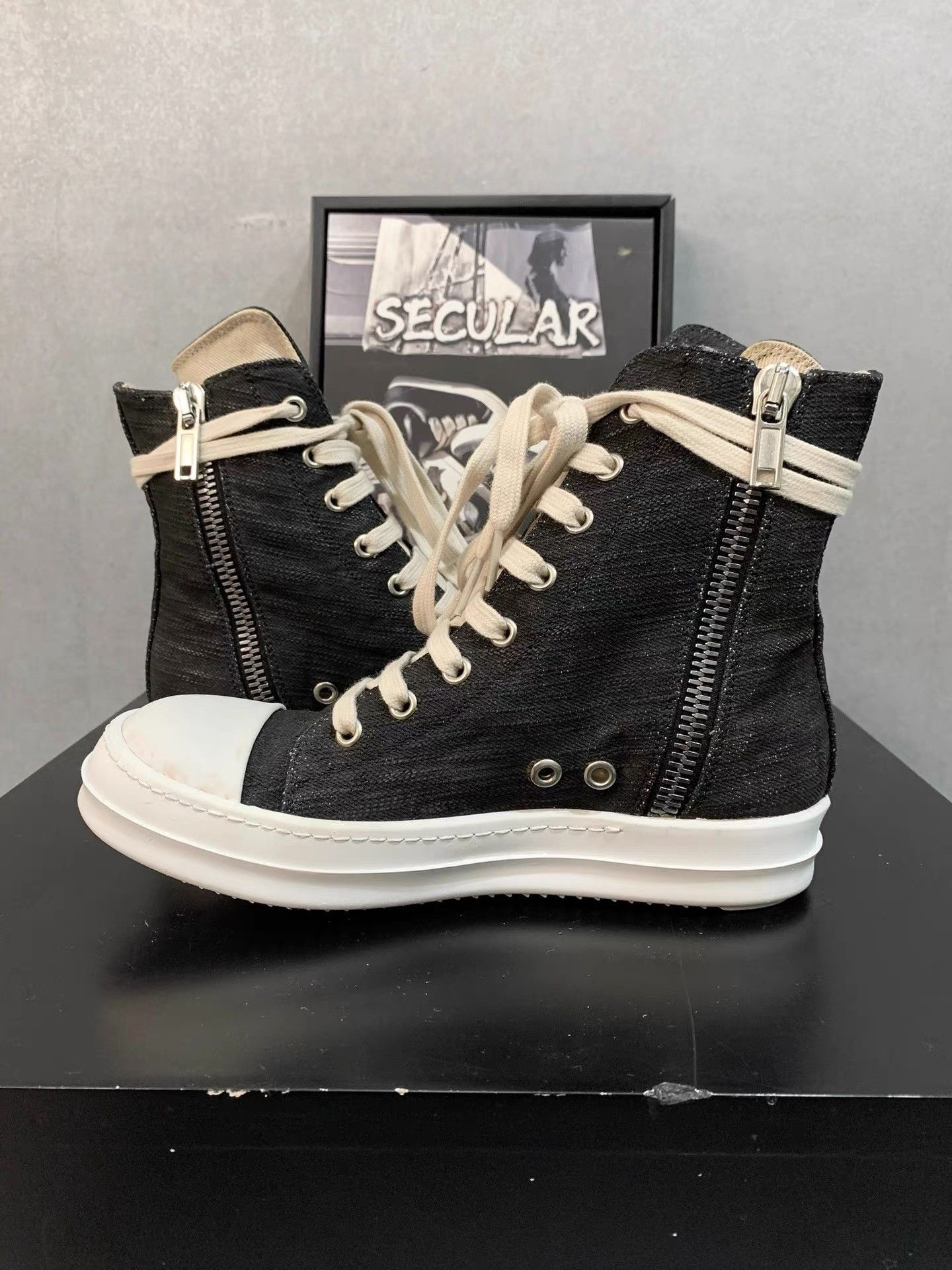 Rick Owens Rick Owens DRKSHDW Black & White Waxed High-Top Sneakers K34 Size US 6.5 / IT 36.5 - 6 Thumbnail